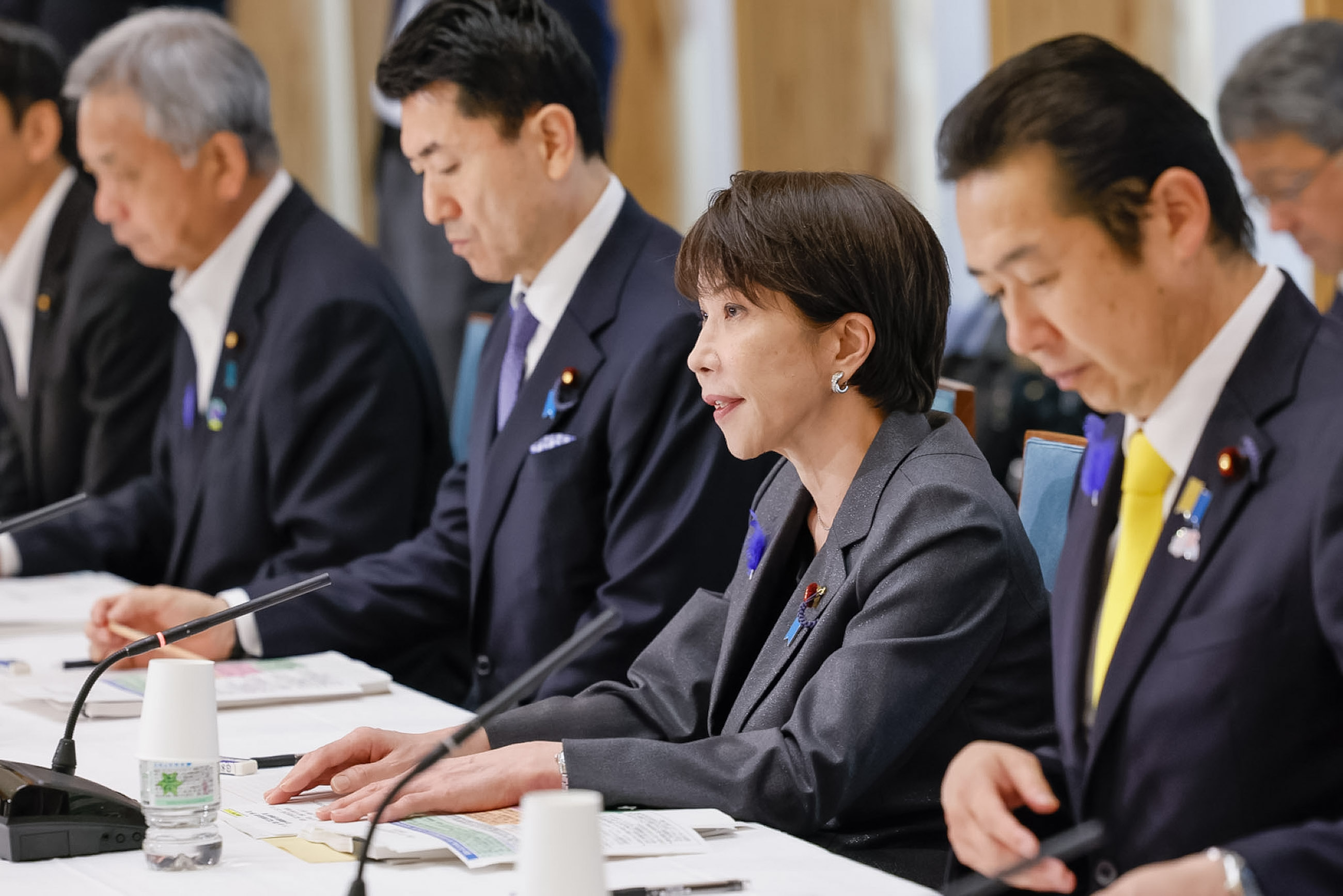 会議のまとめを行う高市総理２