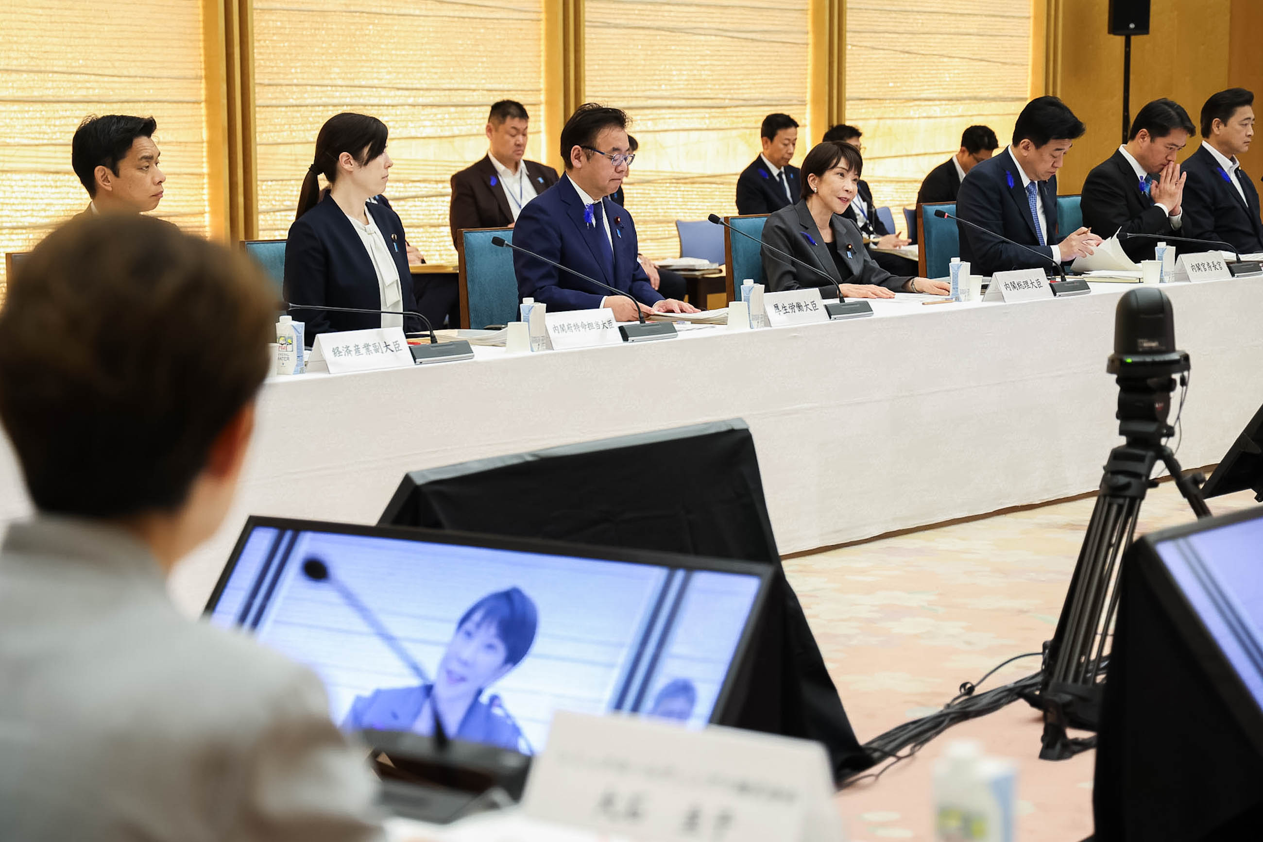 会議のまとめを行う高市総理５