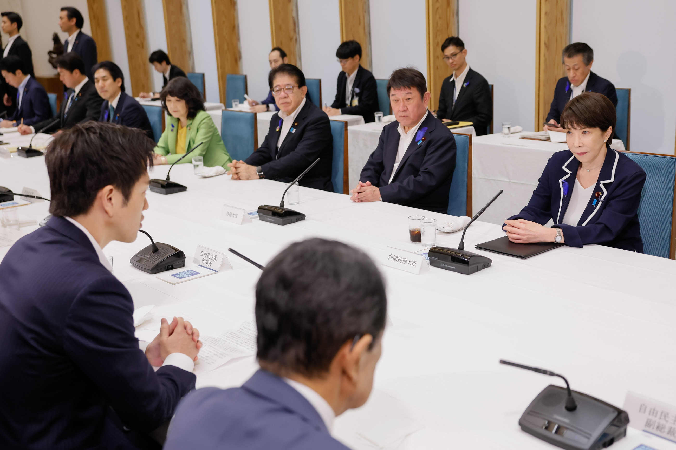 政府与党連絡会議の様子１