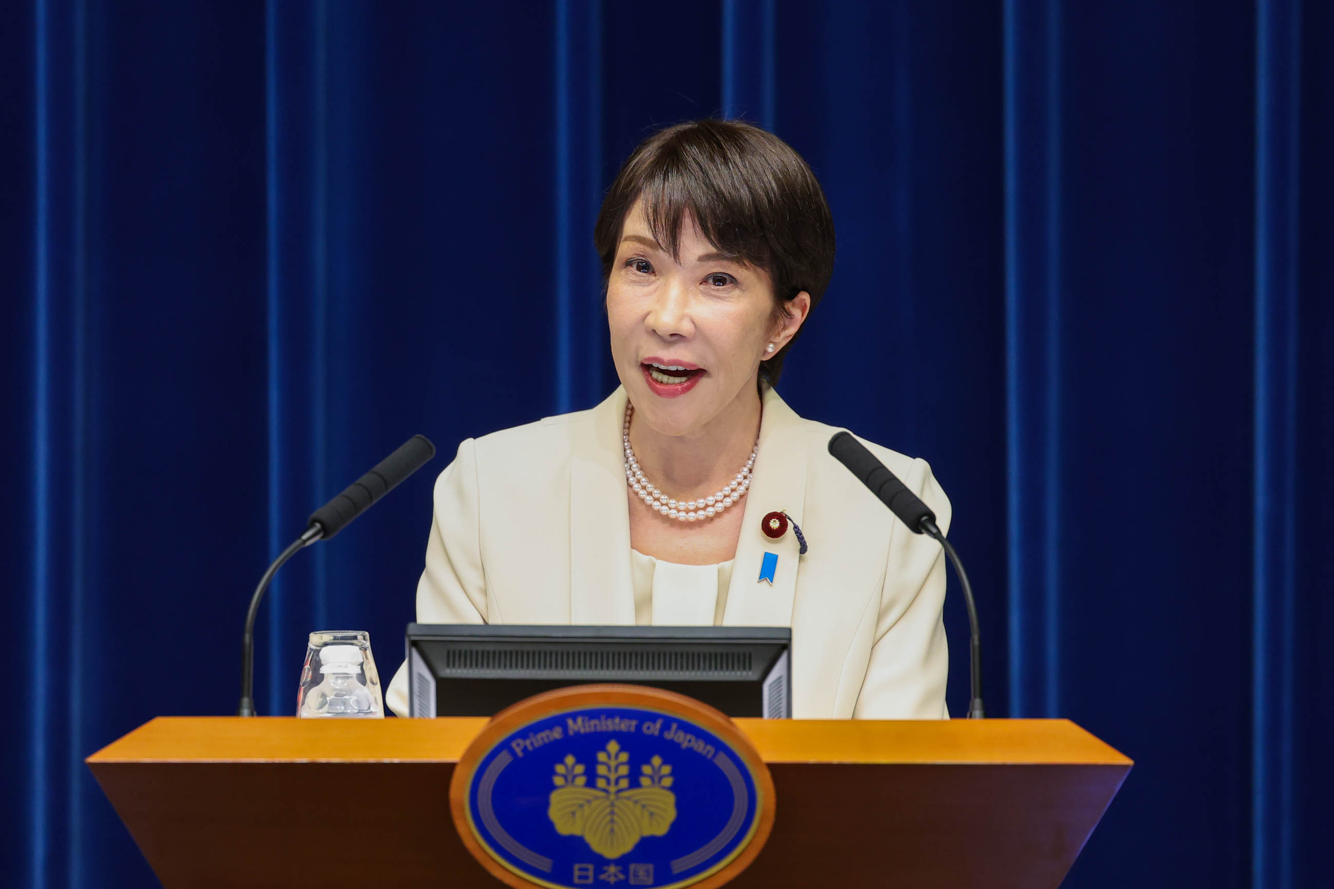 会見する高市総理８