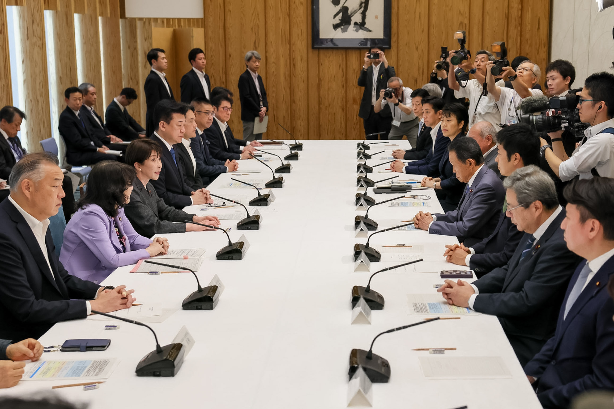 政府与党政策懇談会 | 総理の一日 | 首相官邸