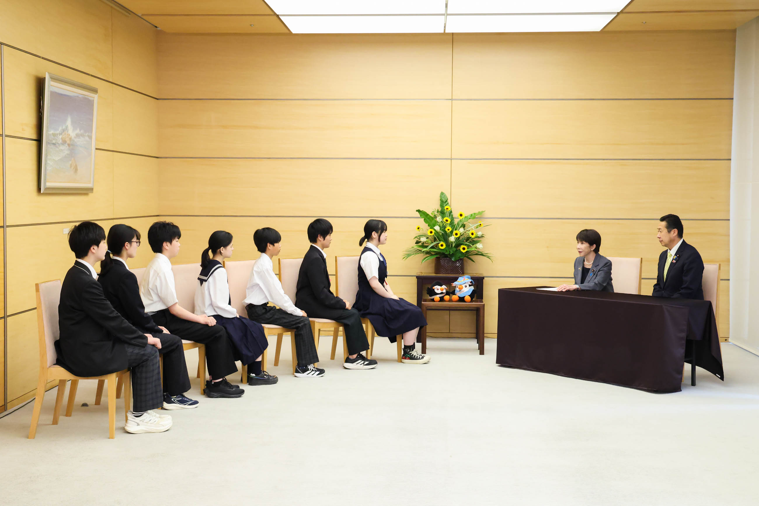 表敬を受ける高市総理３