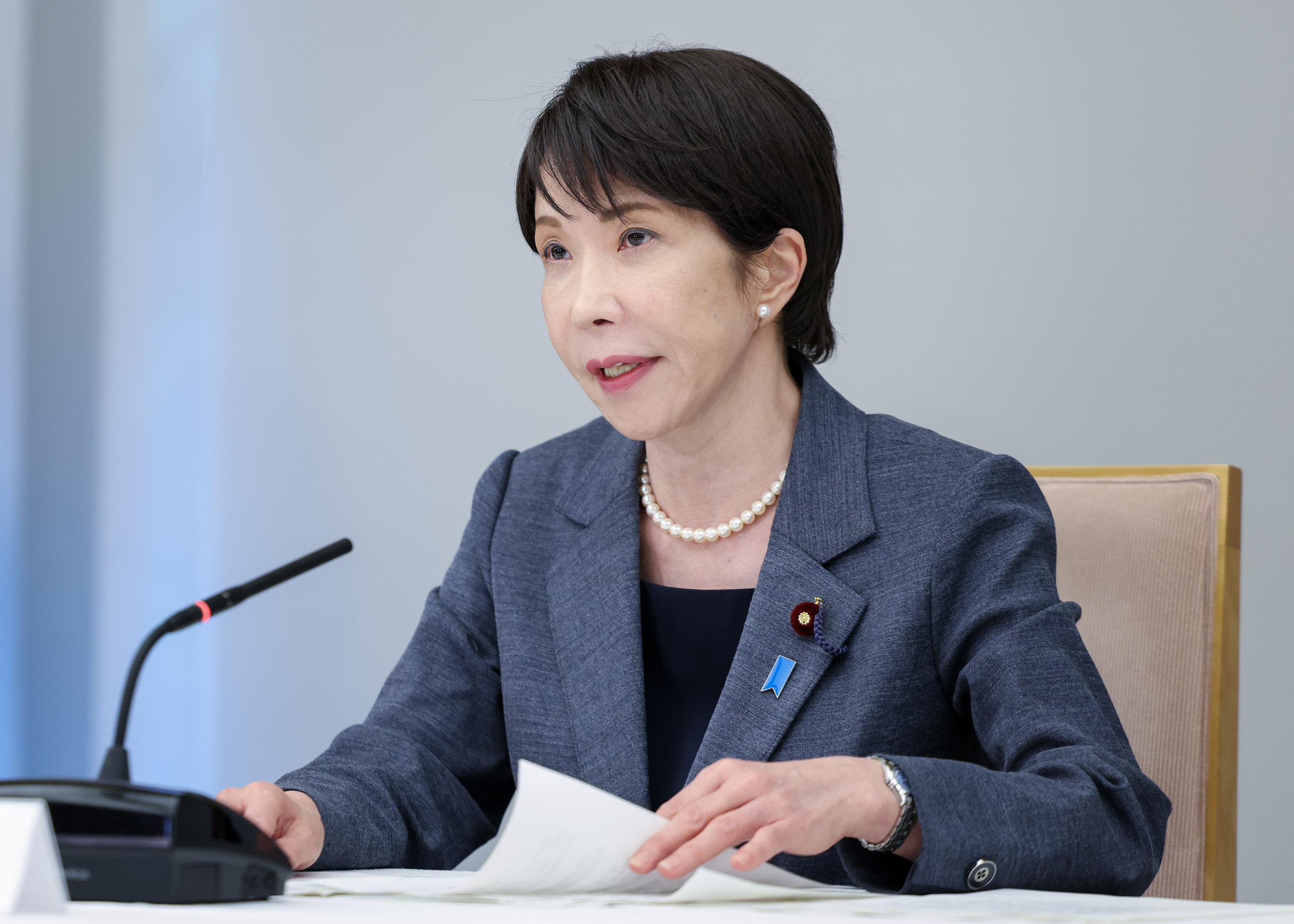 会議のまとめを行う高市総理５