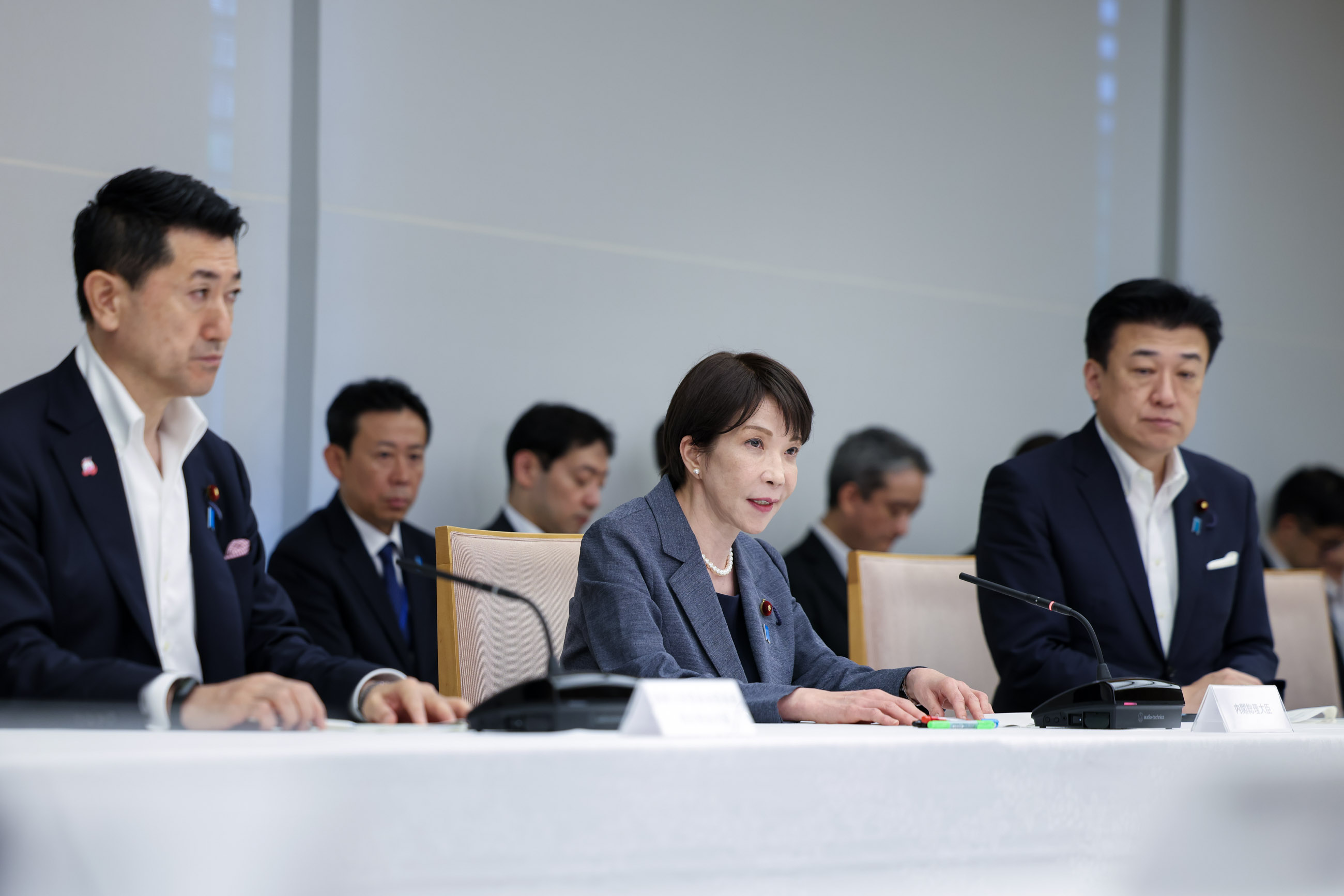 会議のまとめを行う高市総理９