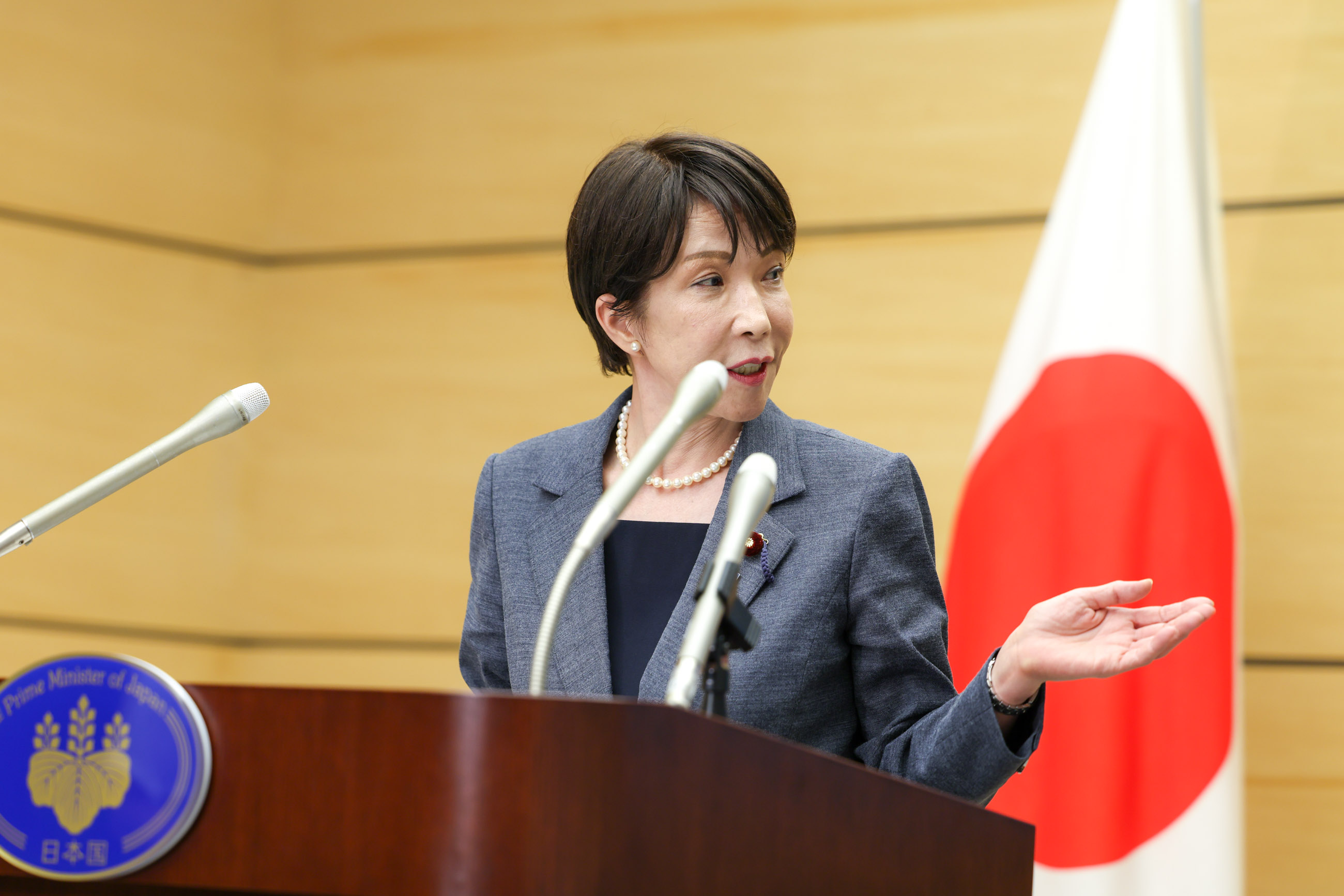 会見する高市総理３
