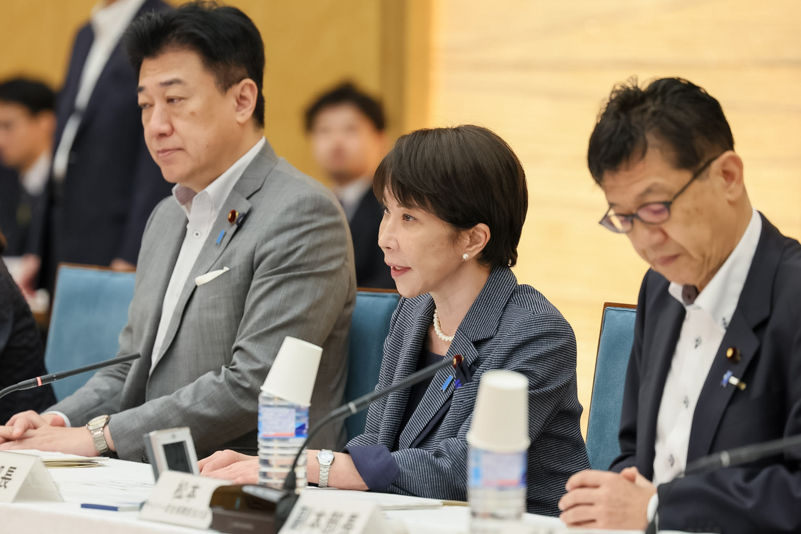 会議のまとめを行う高市総理５