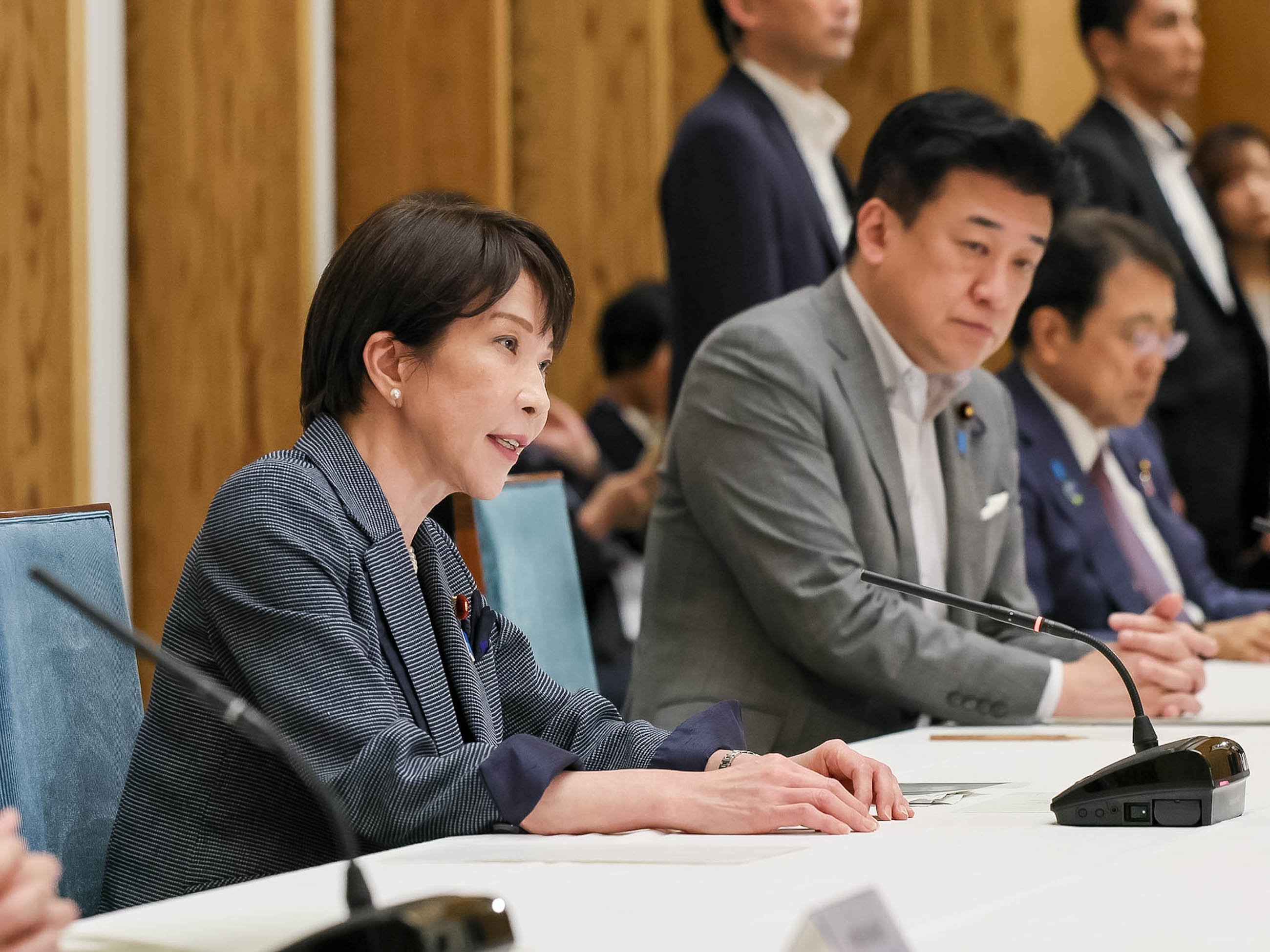 会議のまとめを行う高市総理１