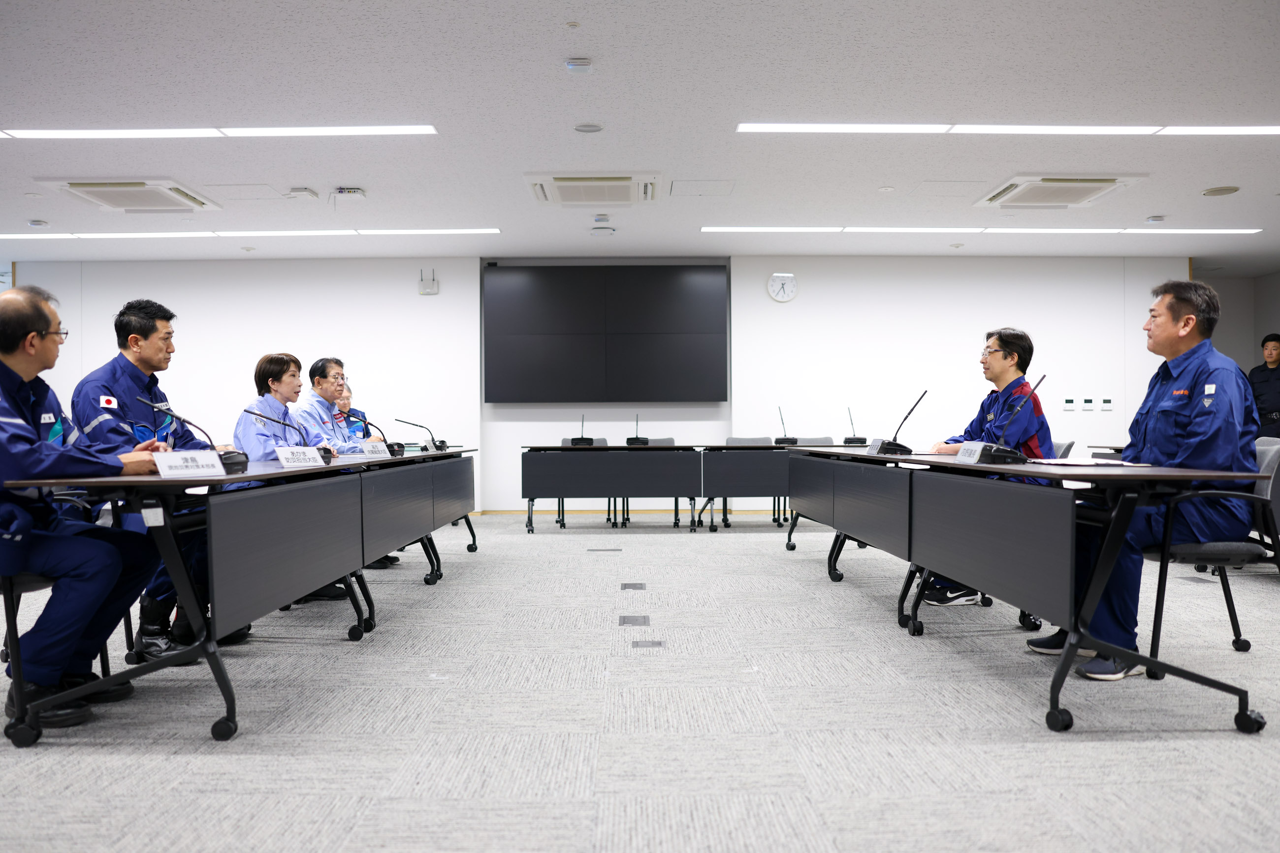 木村熊本県知事との意見交換会を行う高市総理１
