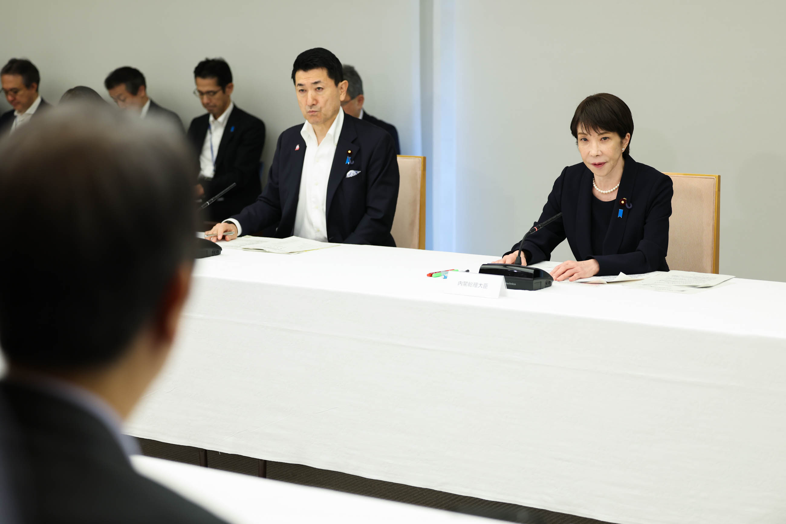 会議のまとめを行う高市総理６