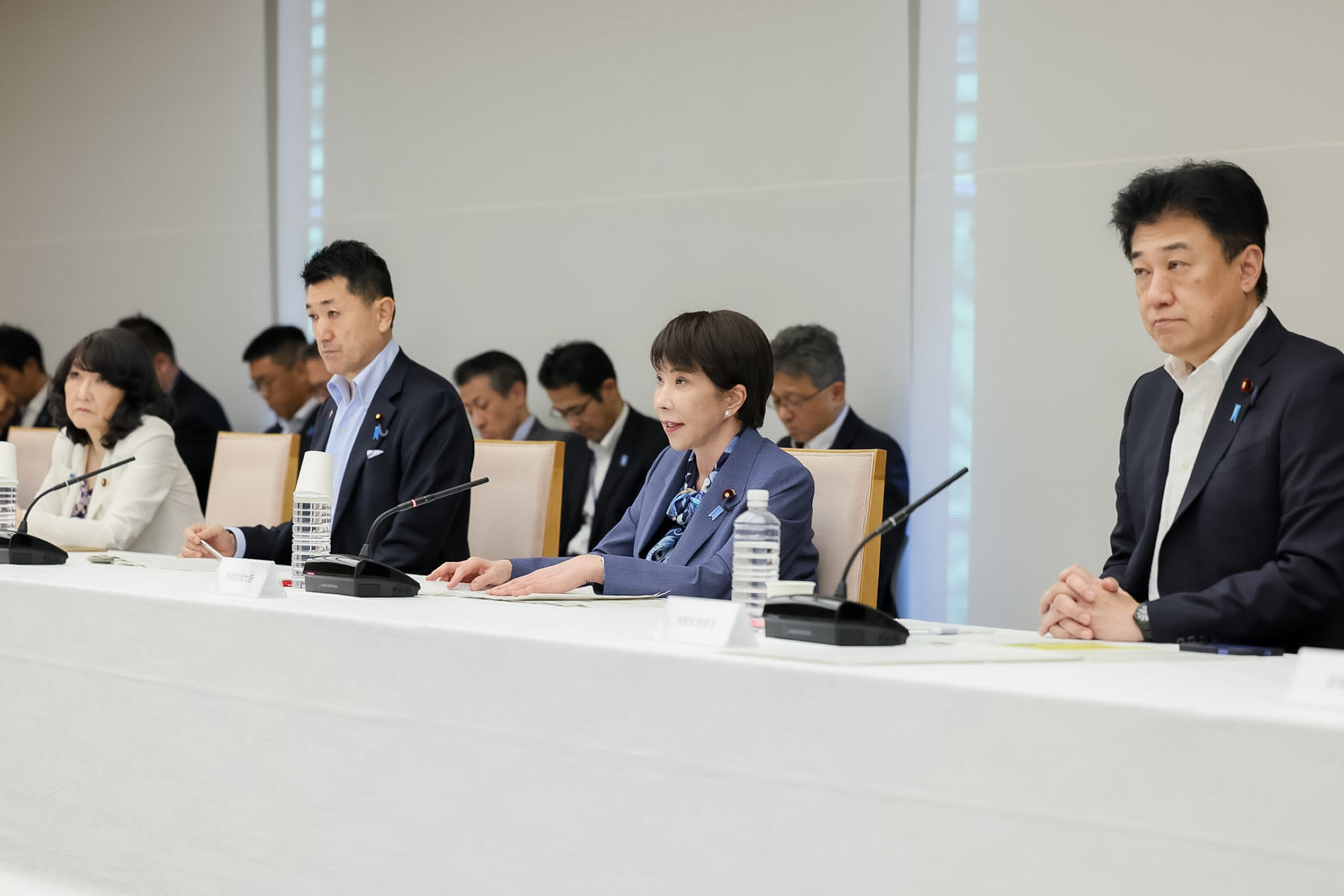会議のまとめを行う高市総理５