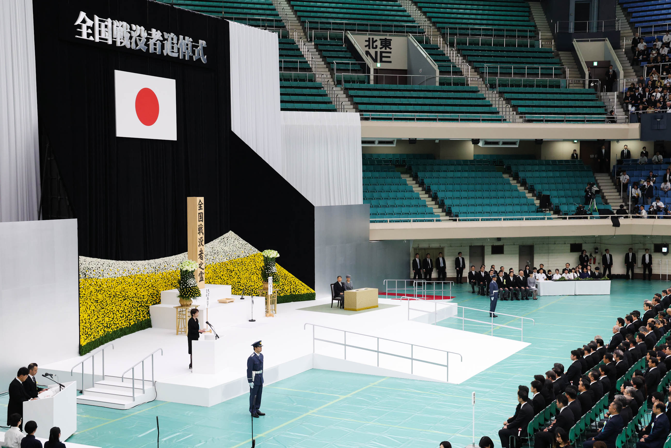式辞を述べる高市総理１