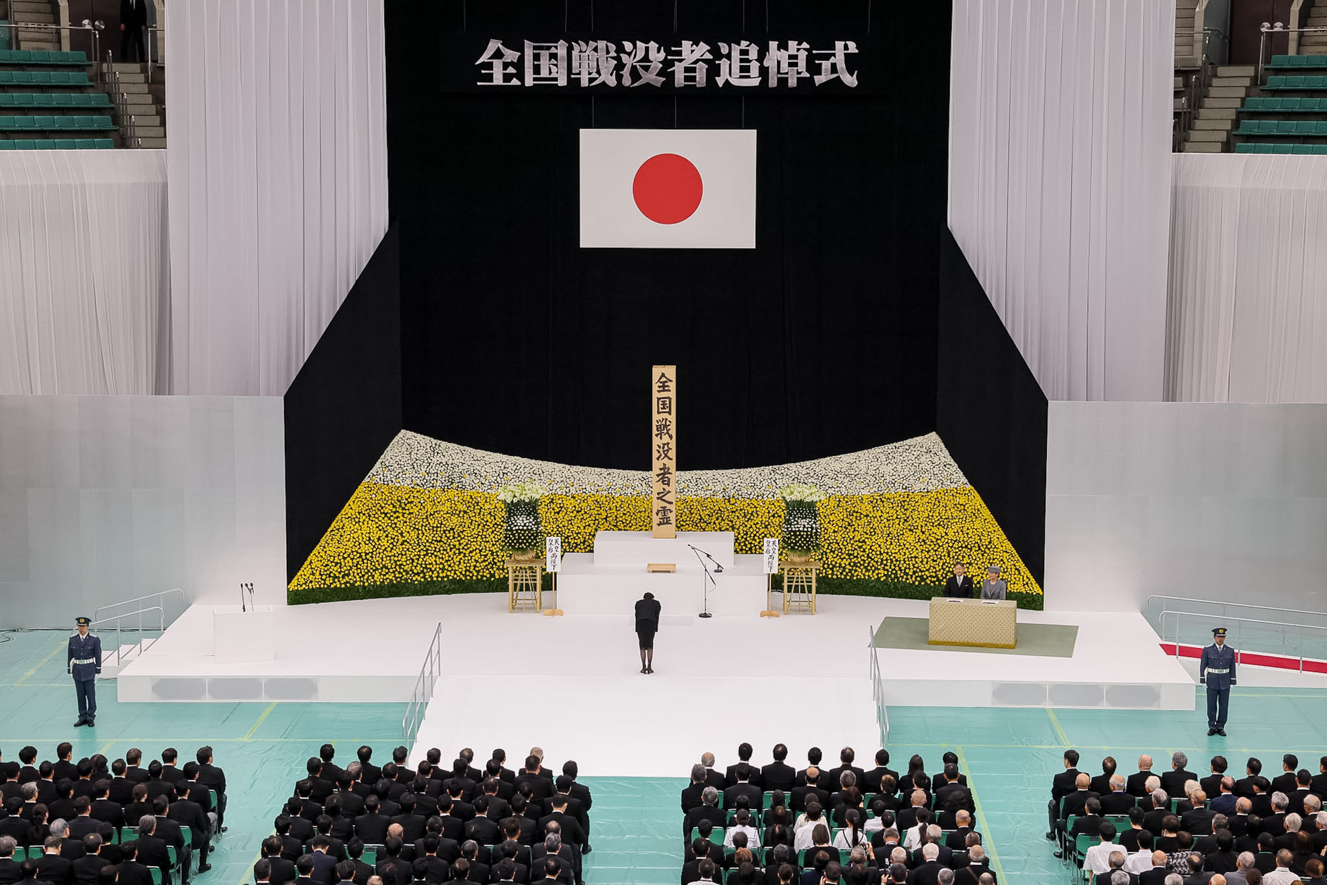 式辞を述べる高市総理５