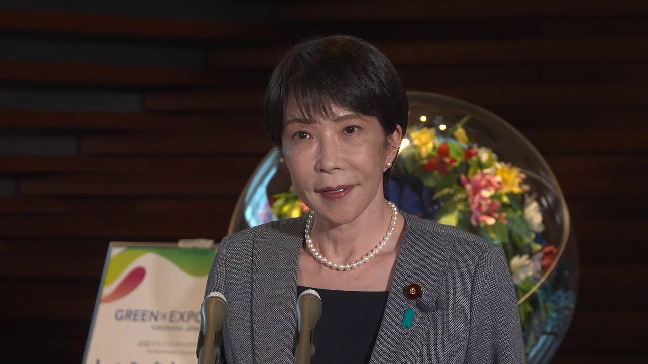 会見する高市総理