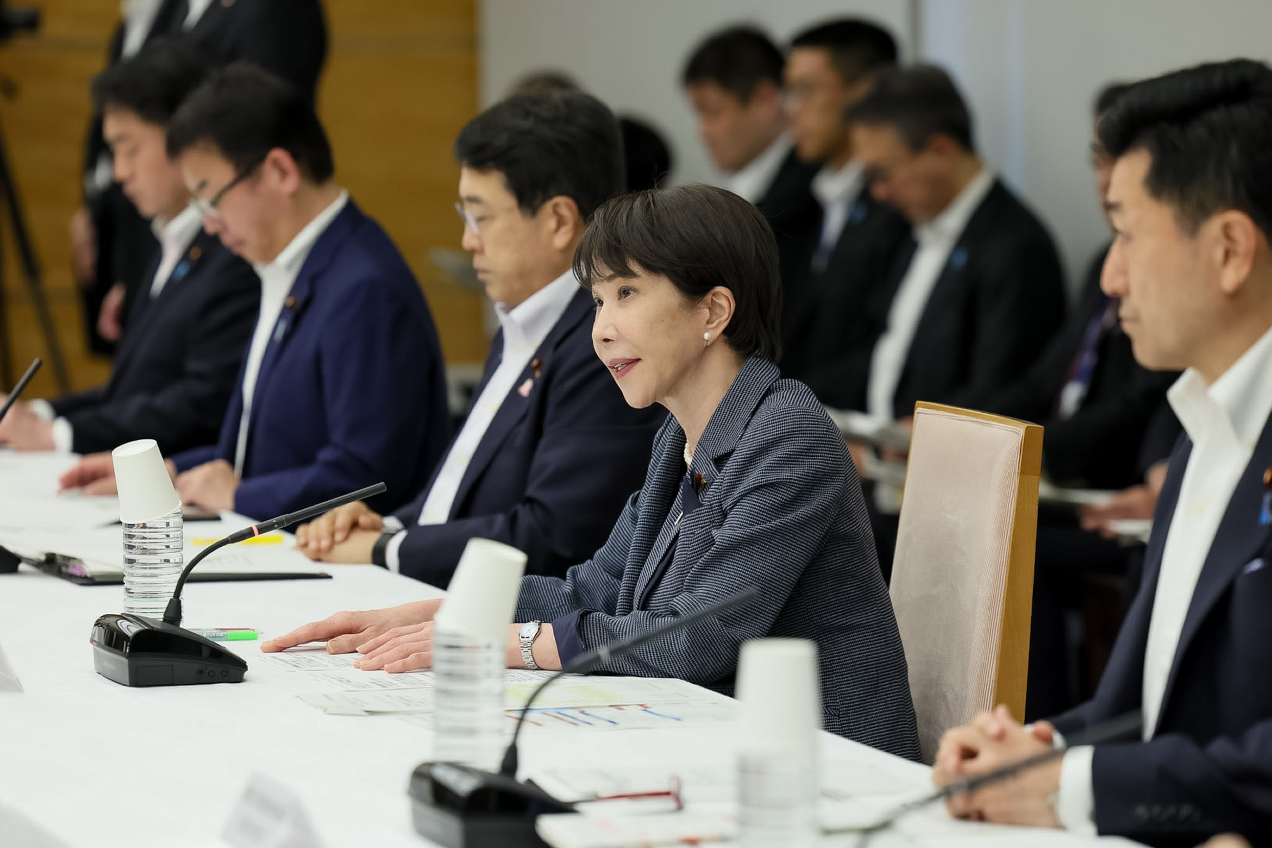 会議のまとめを行う高市総理１