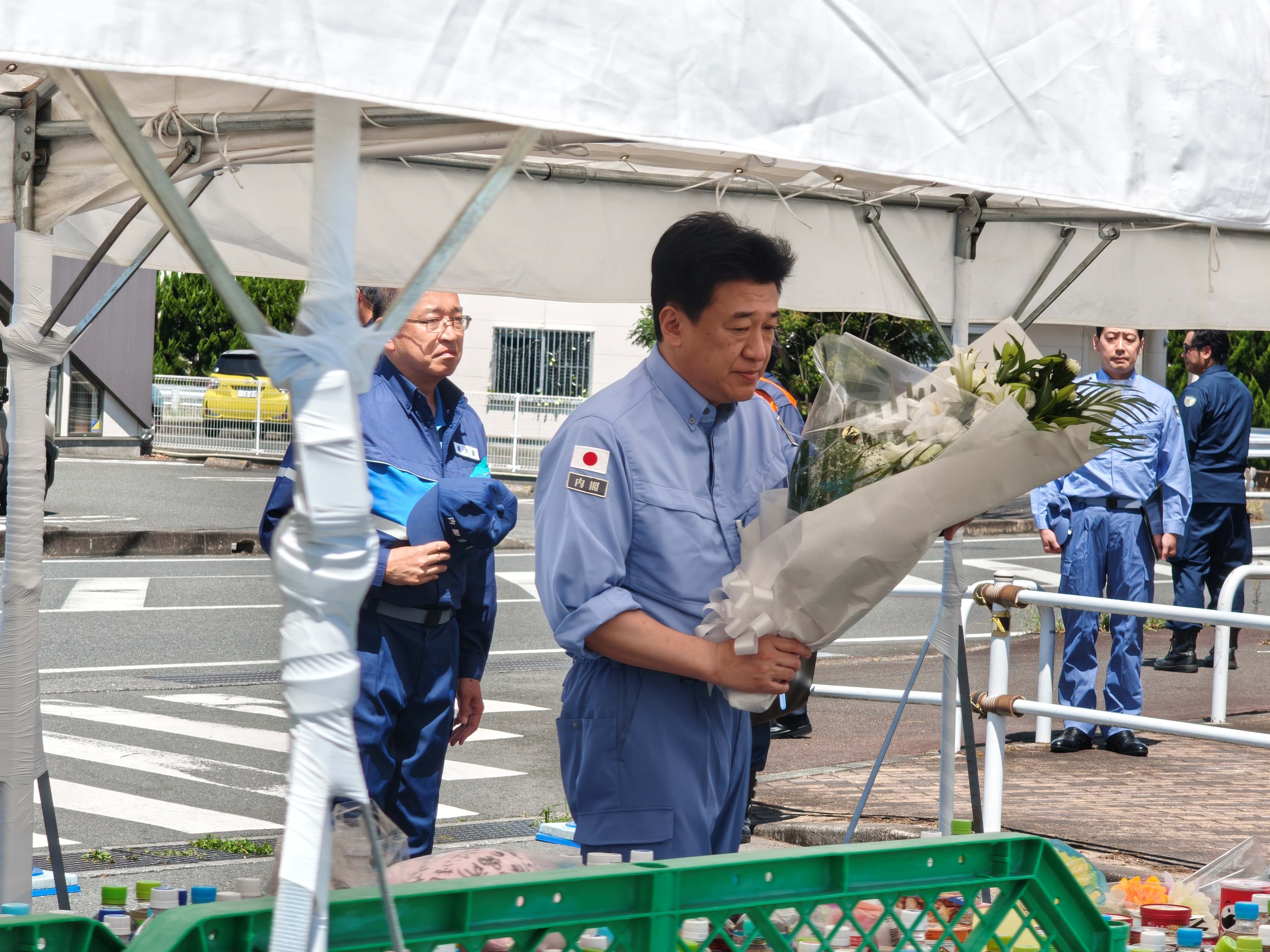 イオンモール熊本を視察する木原官房長官１（写真提供：内閣府）