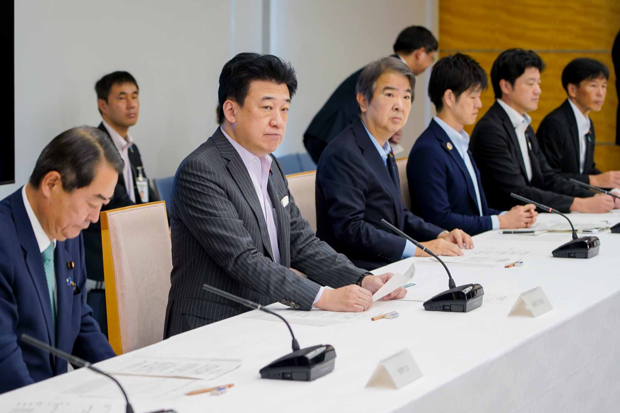 会議のまとめを行う木原官房長官１