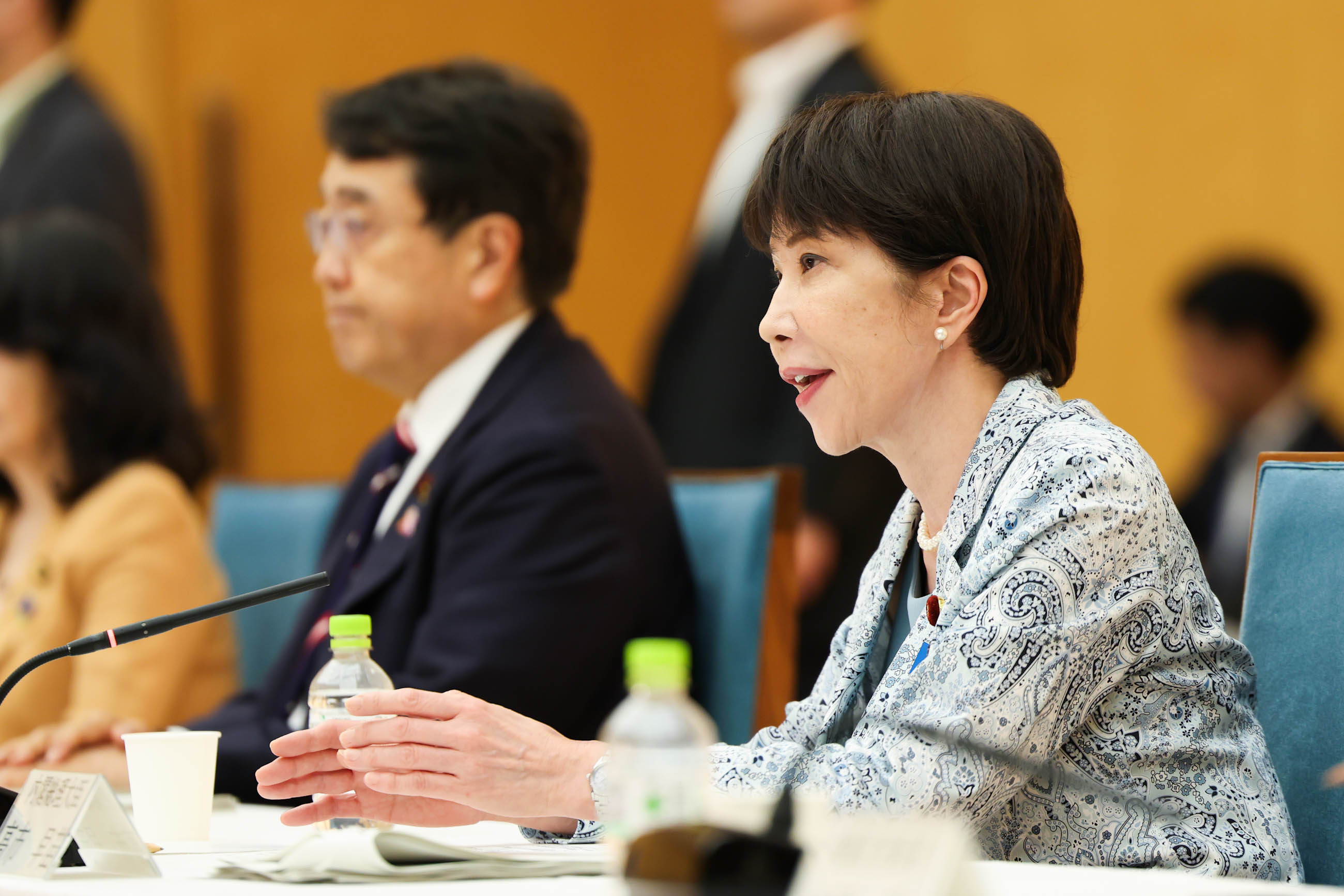 会議のまとめを行う高市総理１