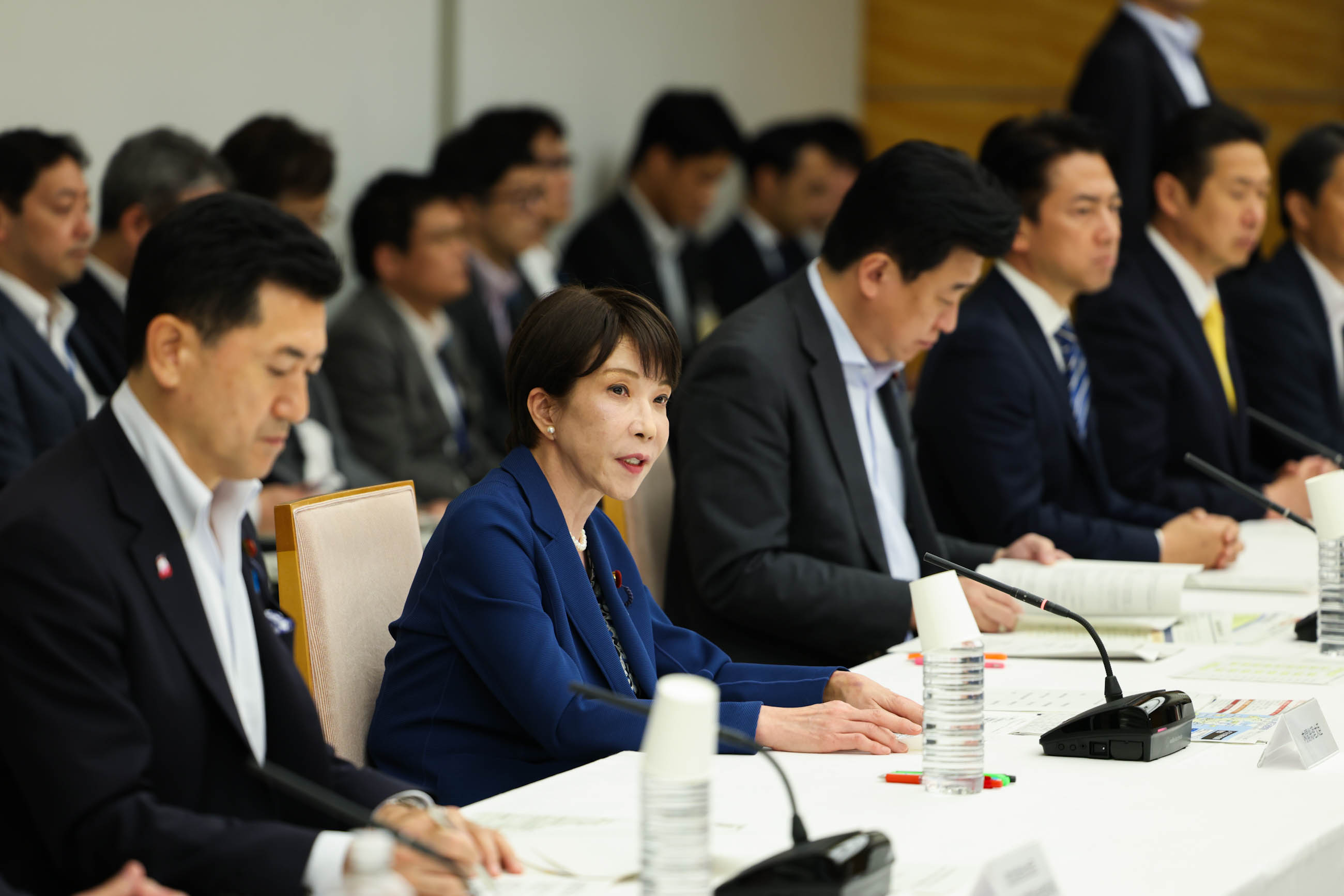 会議のまとめを行う高市総理１