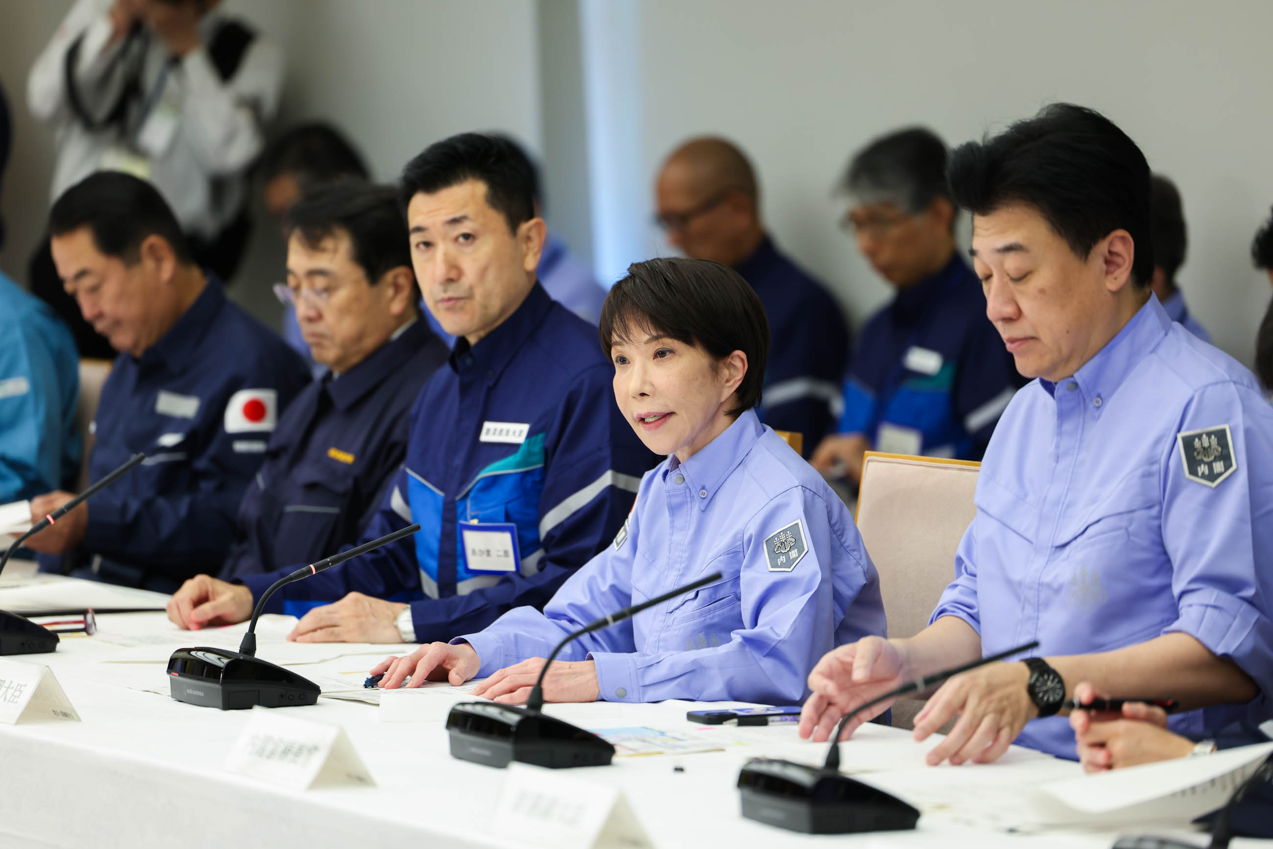 緊急災害対策本部に臨む高市総理１