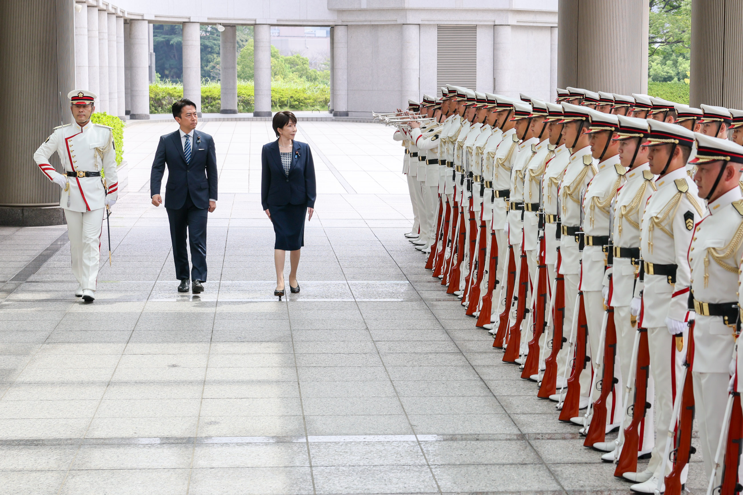 儀じょう隊による栄誉礼及び儀じょう１