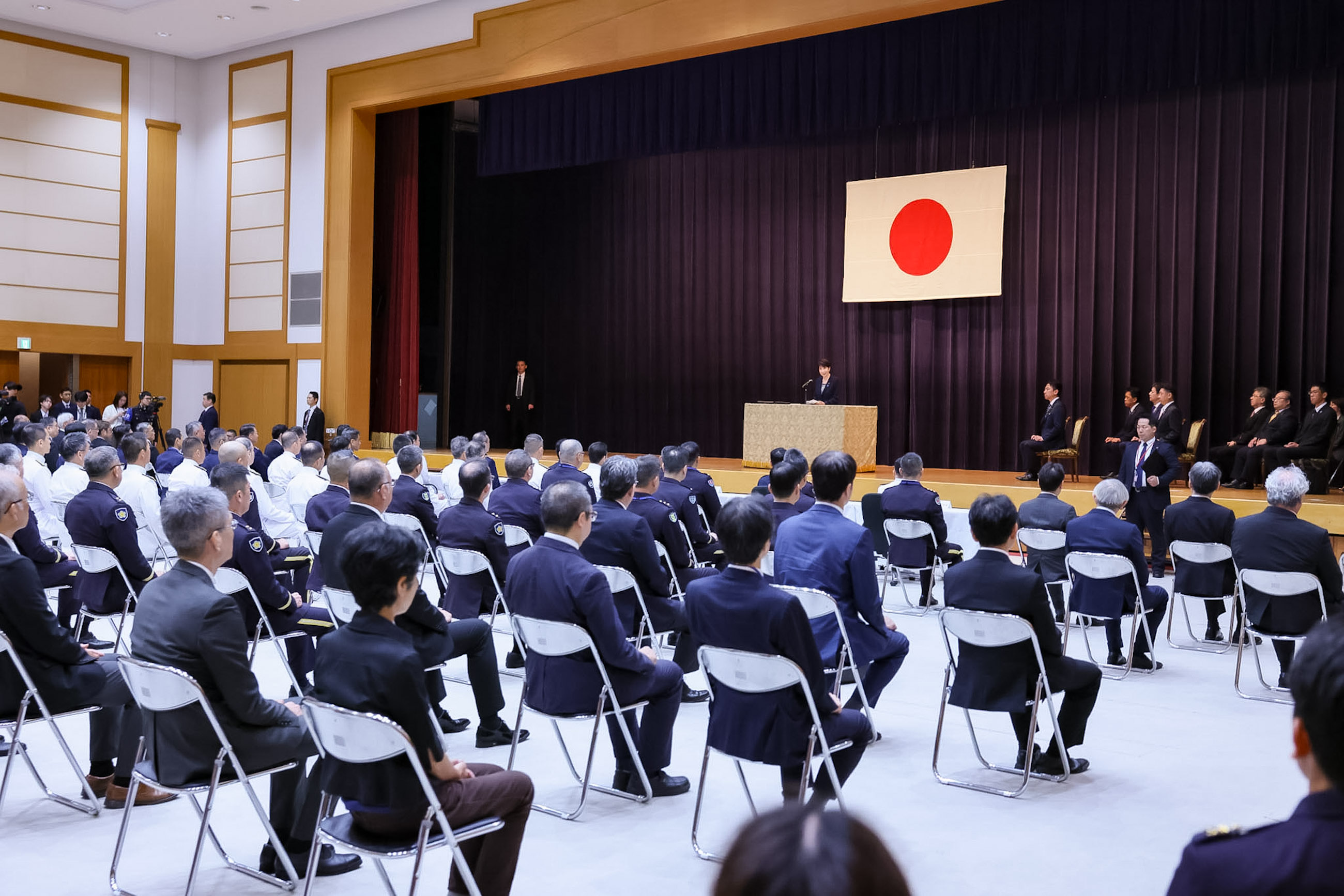 訓示を行う高市総理１