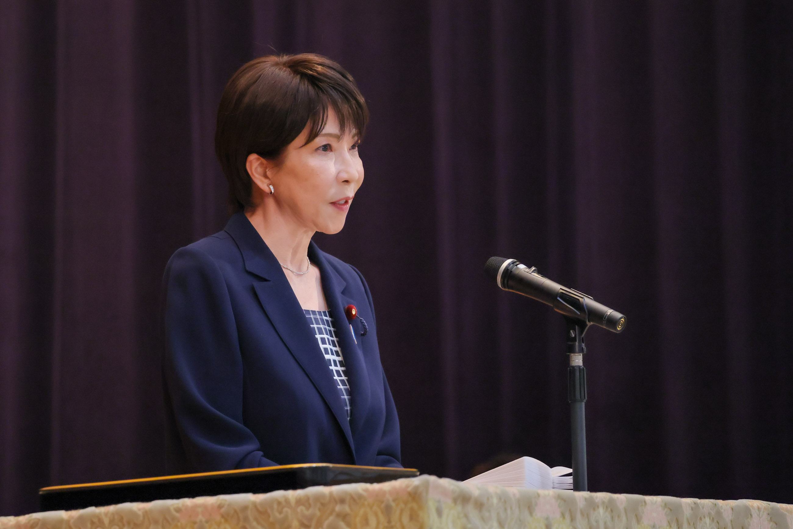 訓示を行う高市総理４