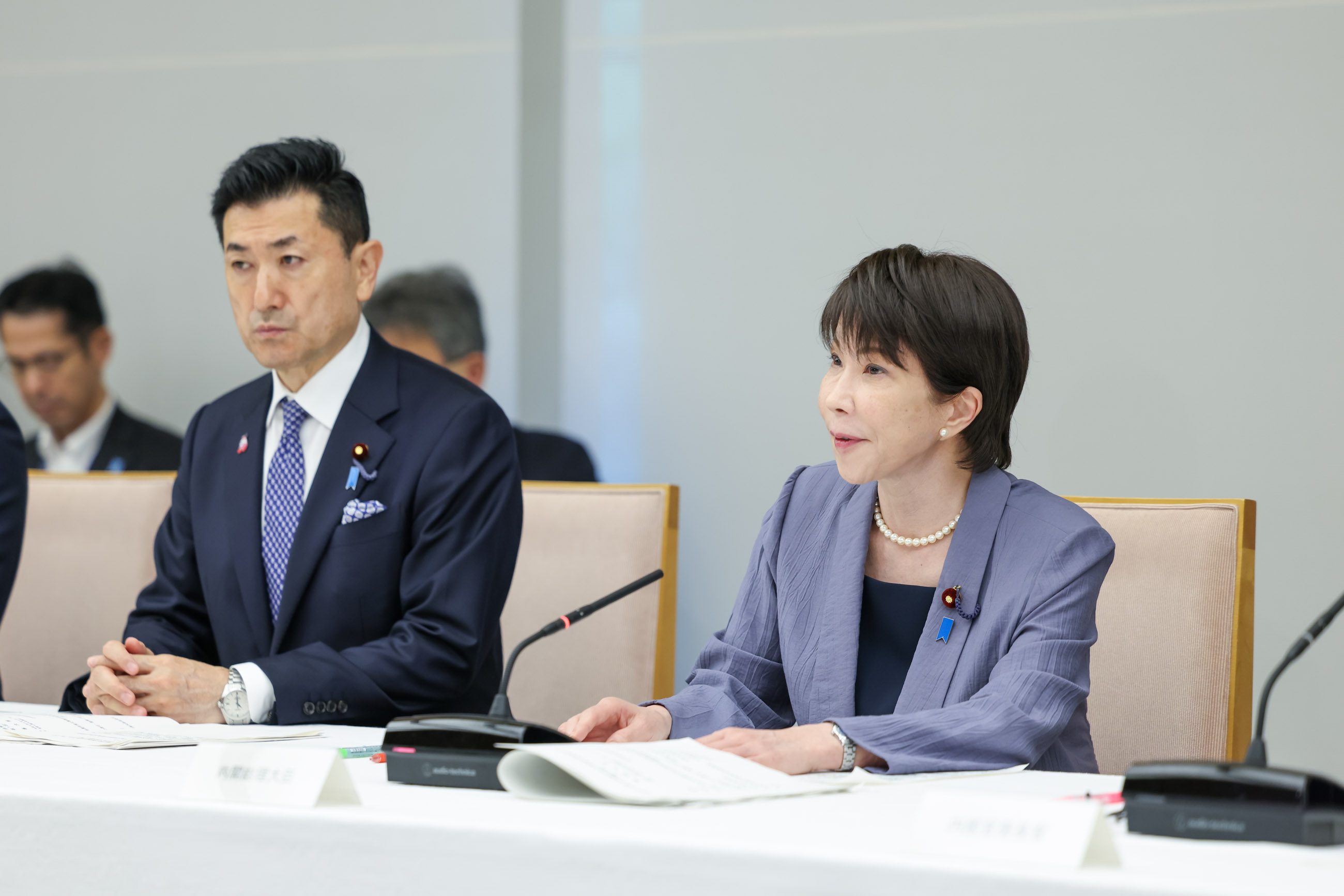 発言する高市総理３
