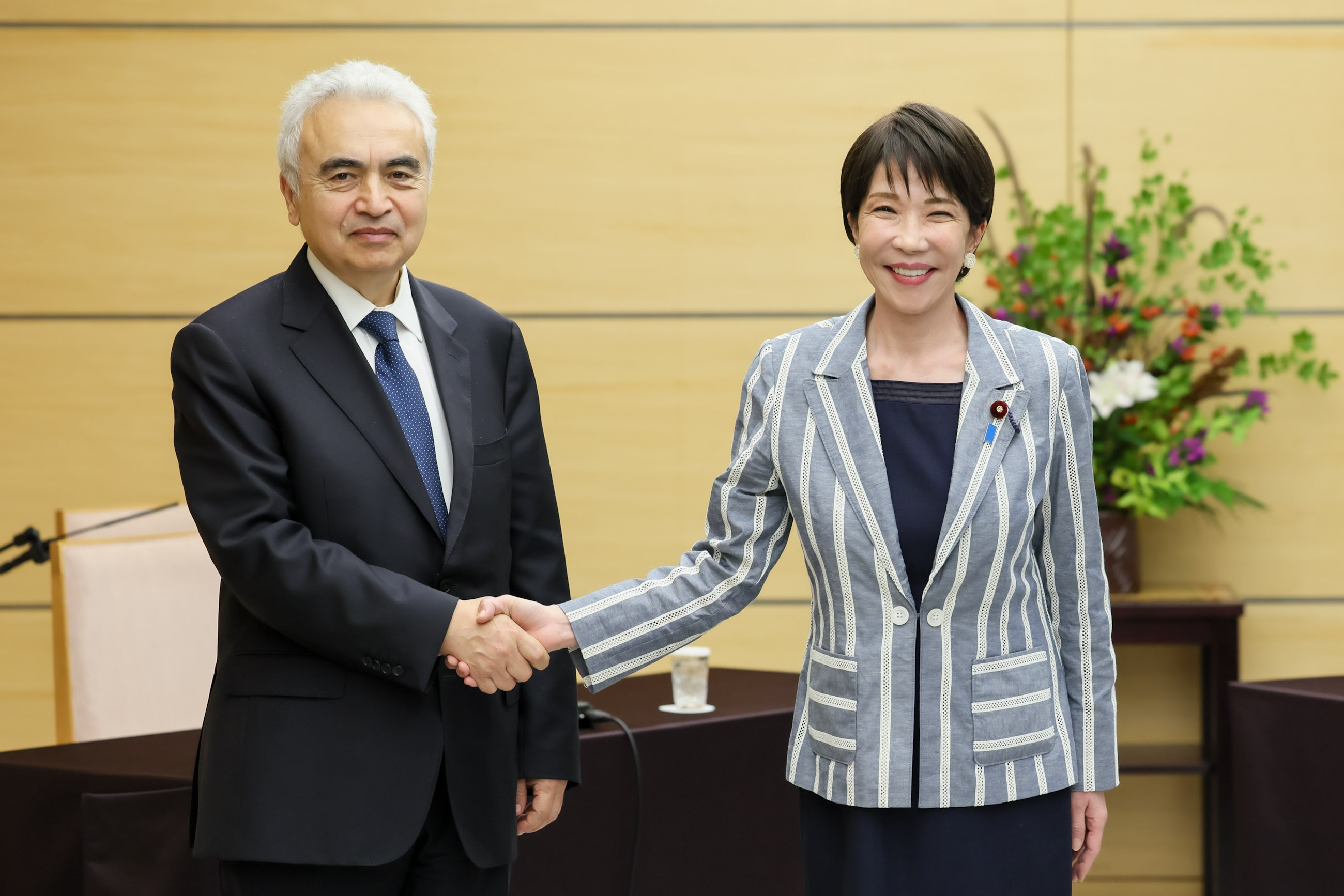 表敬を受ける高市総理１