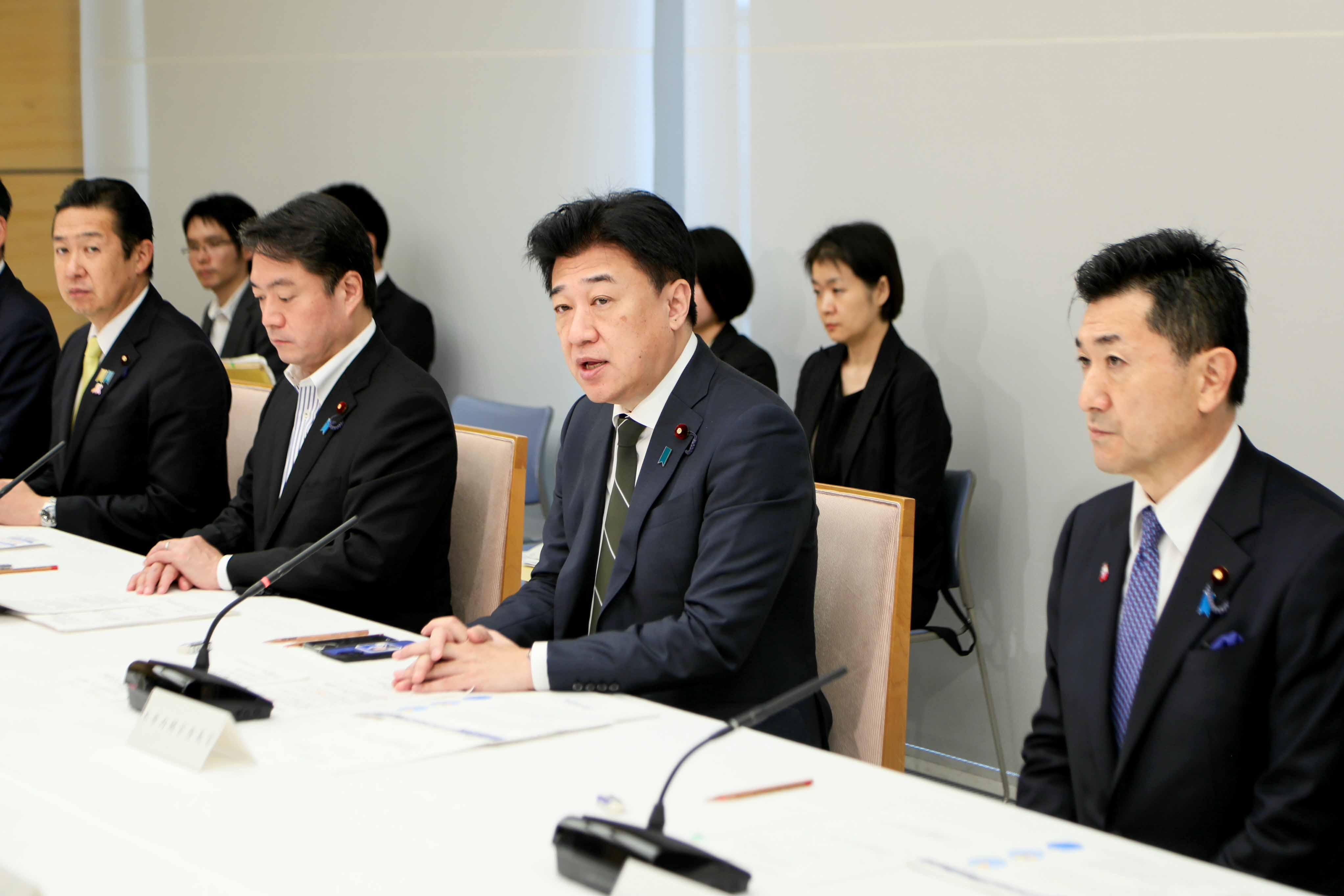 会議のまとめを行う木原官房長官１