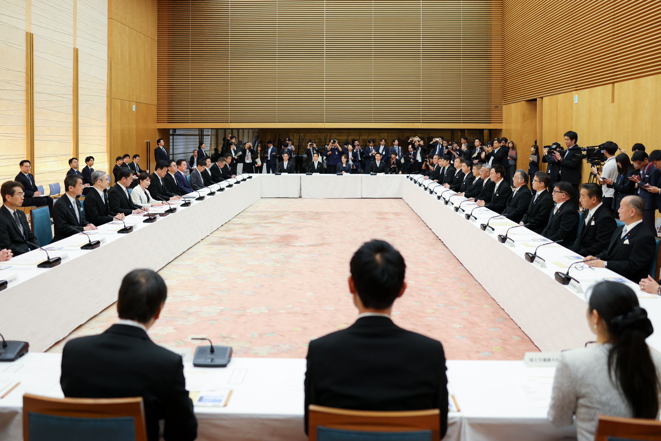 初副大臣会議の様子３