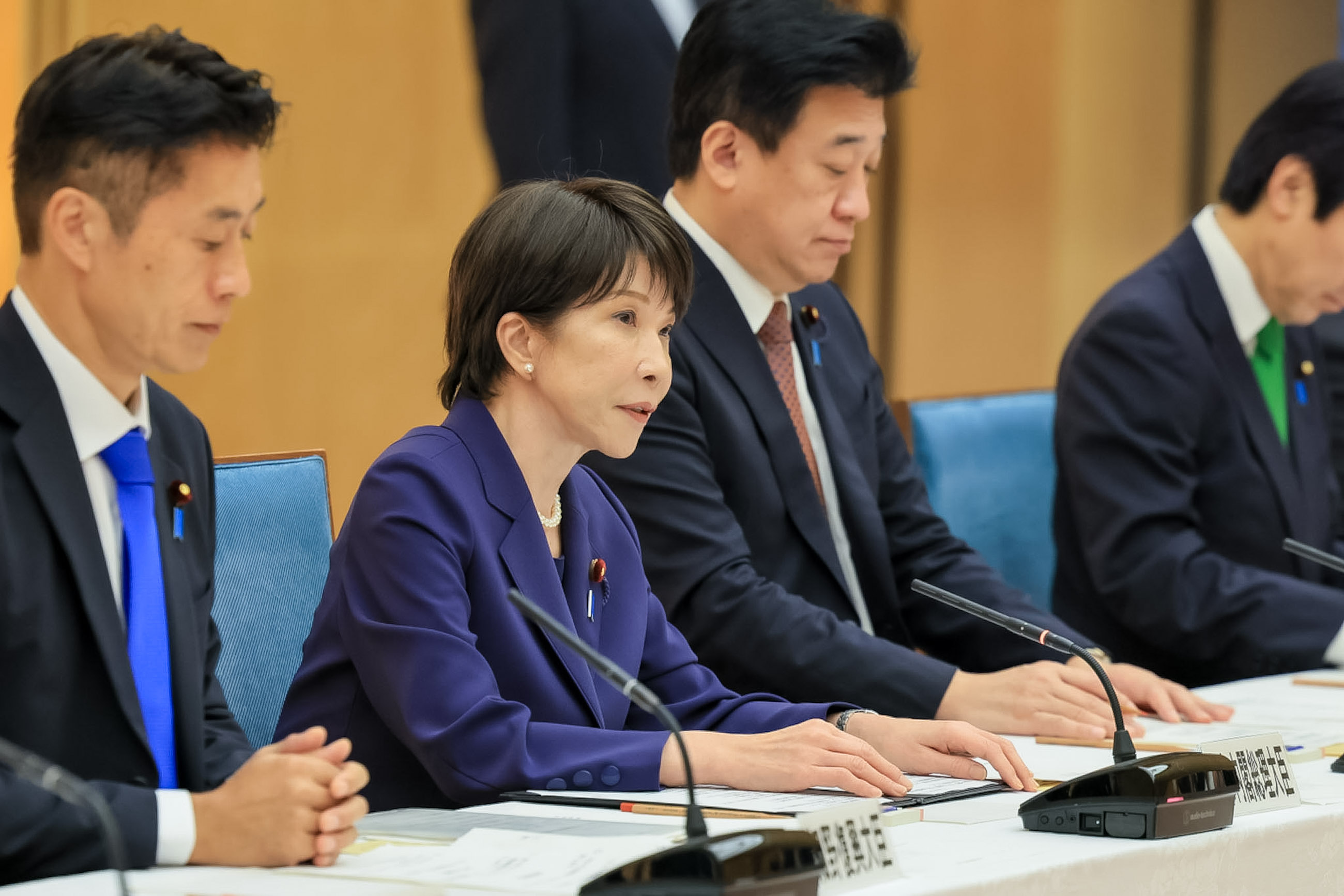 会議のまとめを行う高市総理１