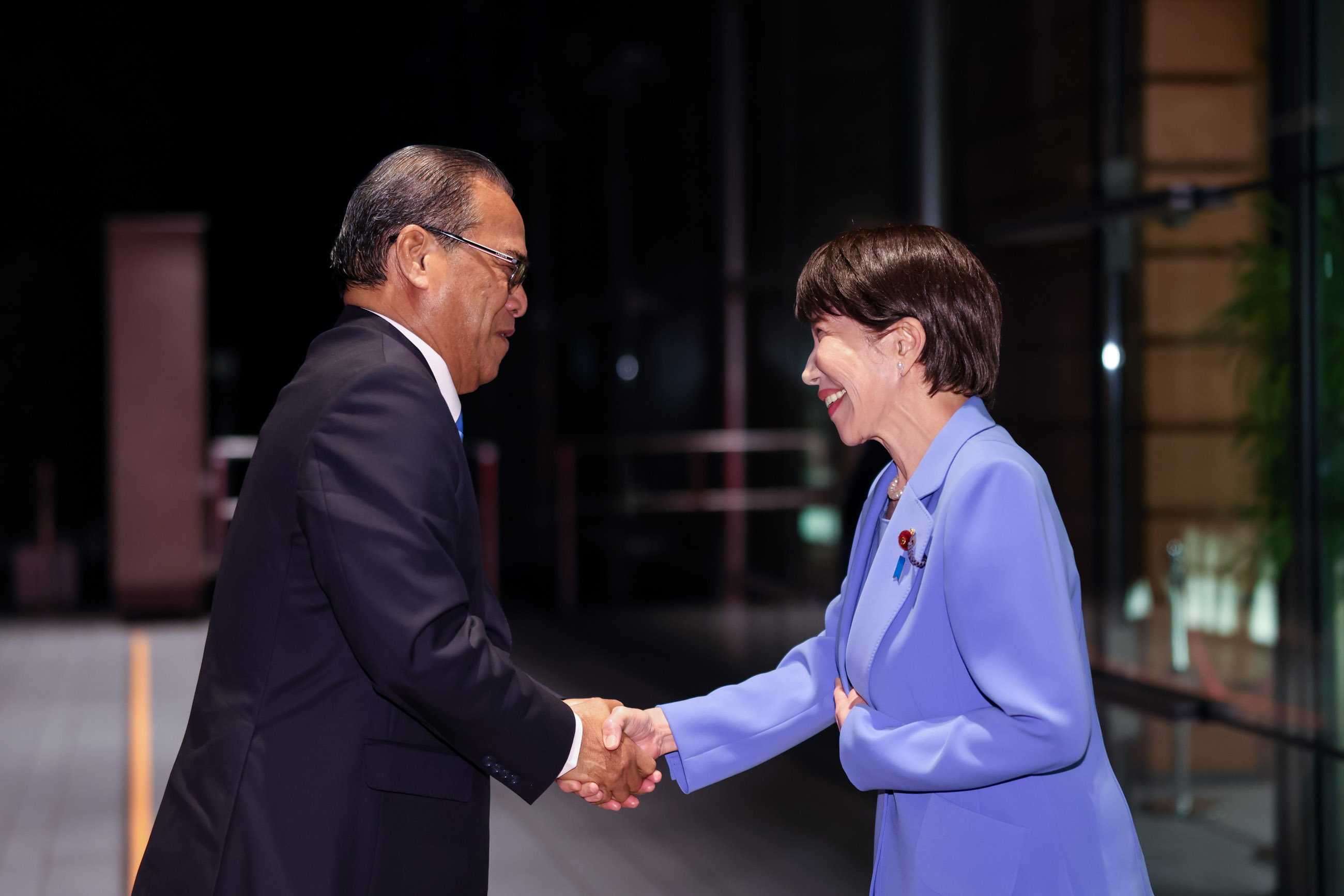 シミナ大統領を迎える高市総理１