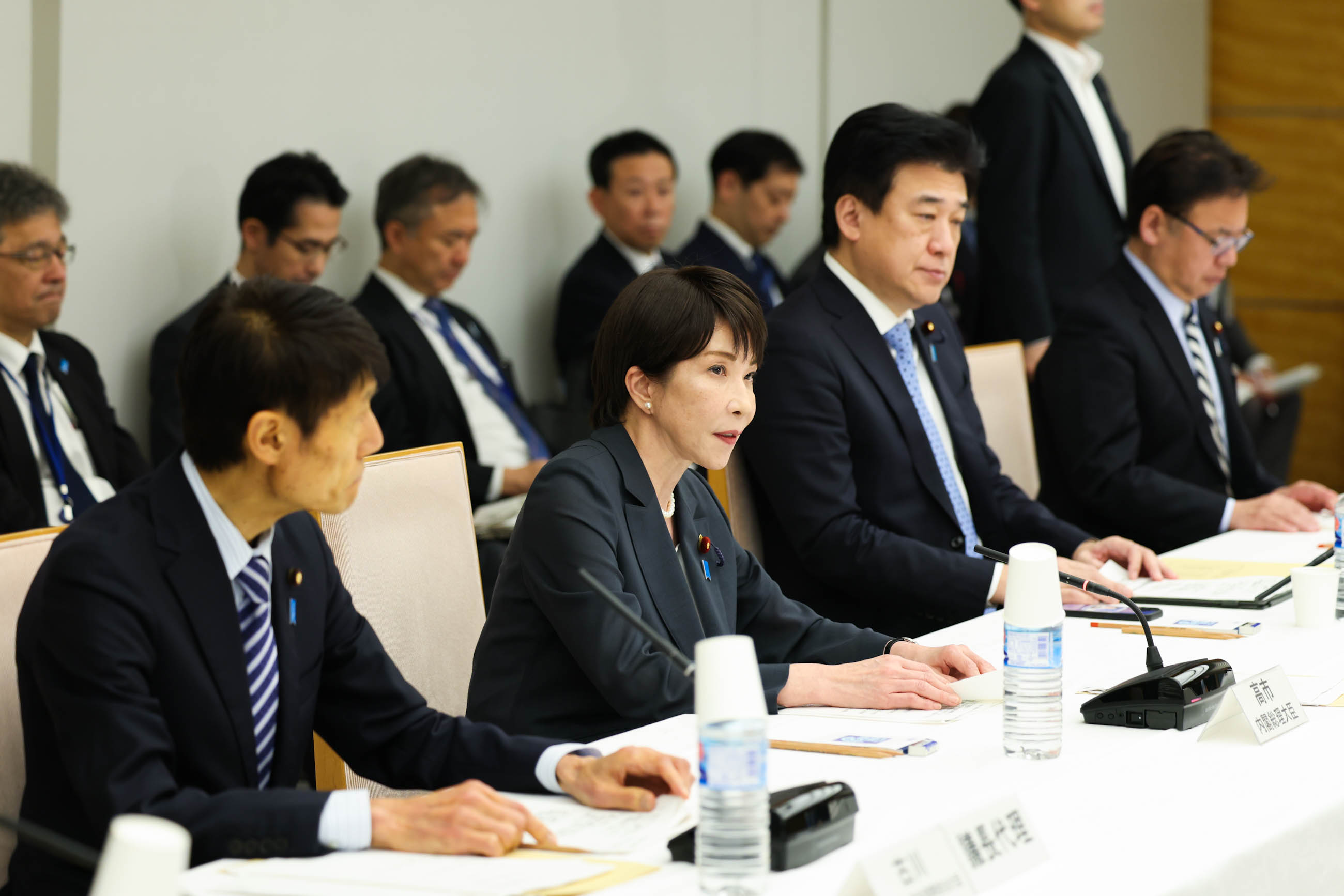 会議のまとめを行う高市総理２