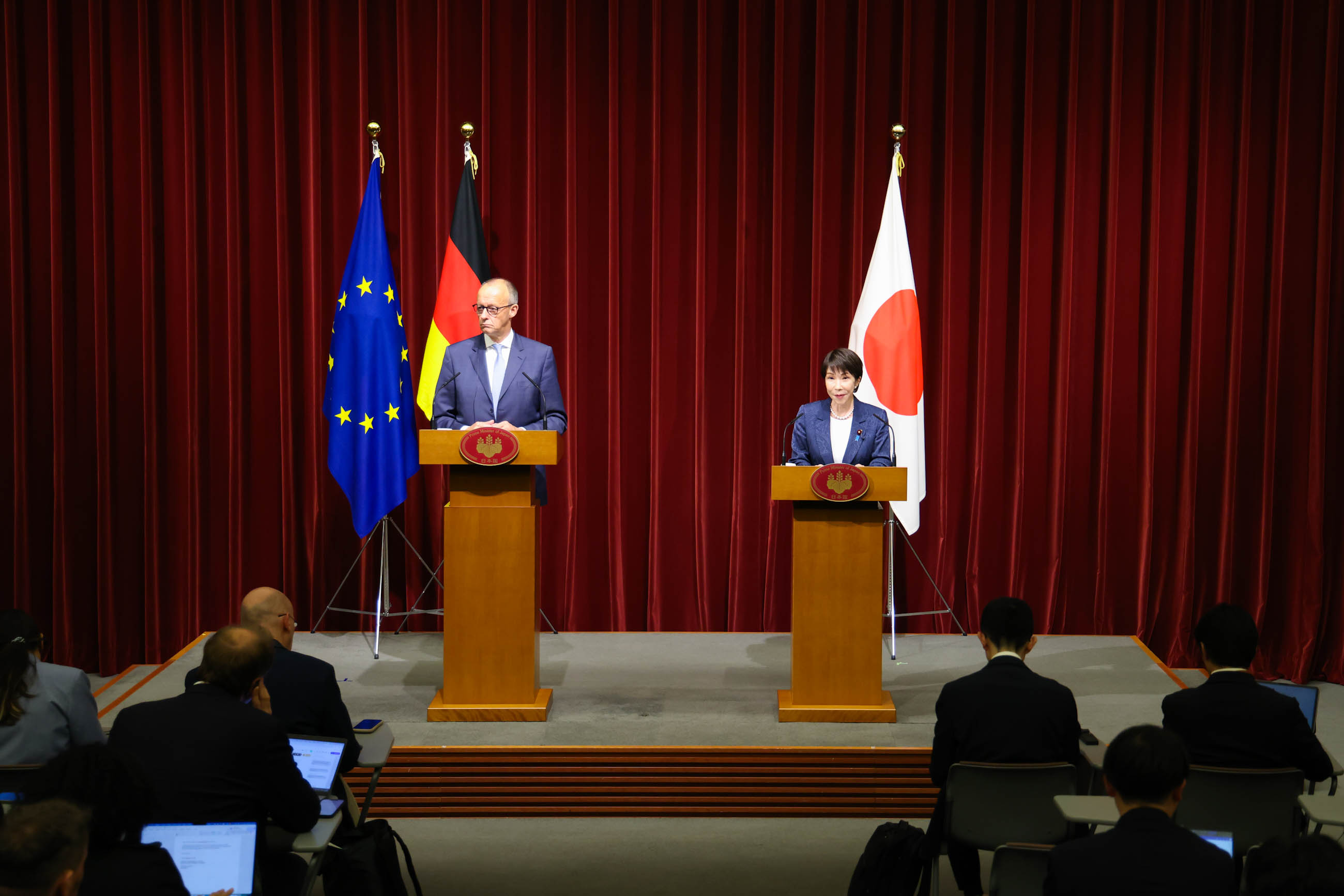共同記者発表７
