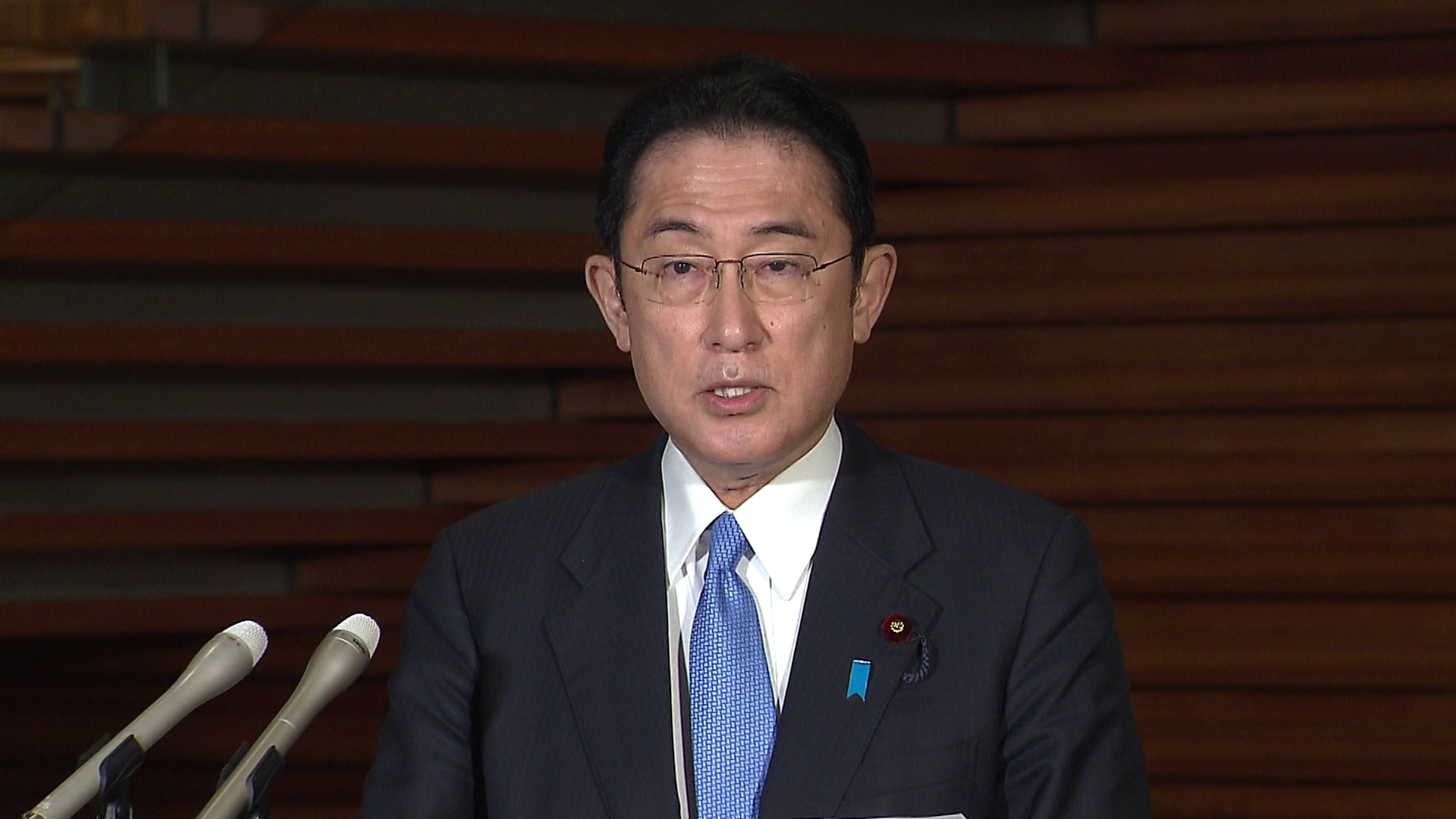 ゼレンスキー・ウクライナ大統領との電話会談等についての会見