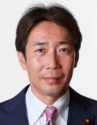 顔写真：中山展宏