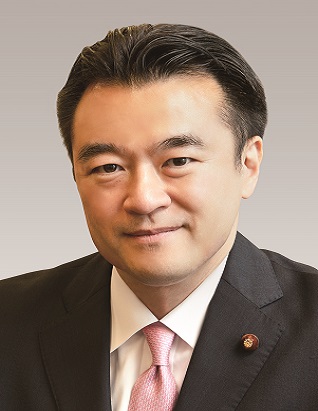 顔写真：大岡敏孝