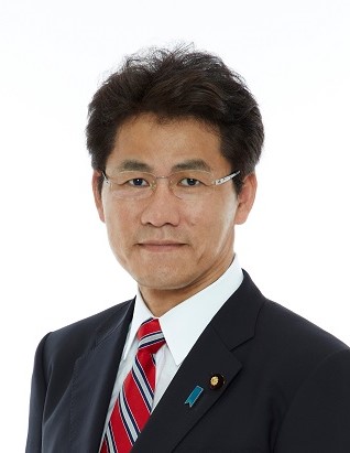 顔写真：三宅伸吾