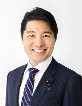 顔写真：伊佐進一