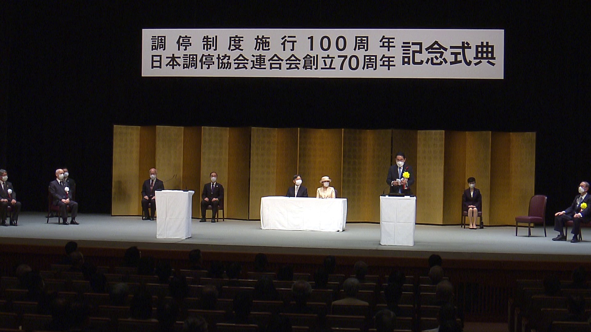 祝辞を述べる岸田総理２