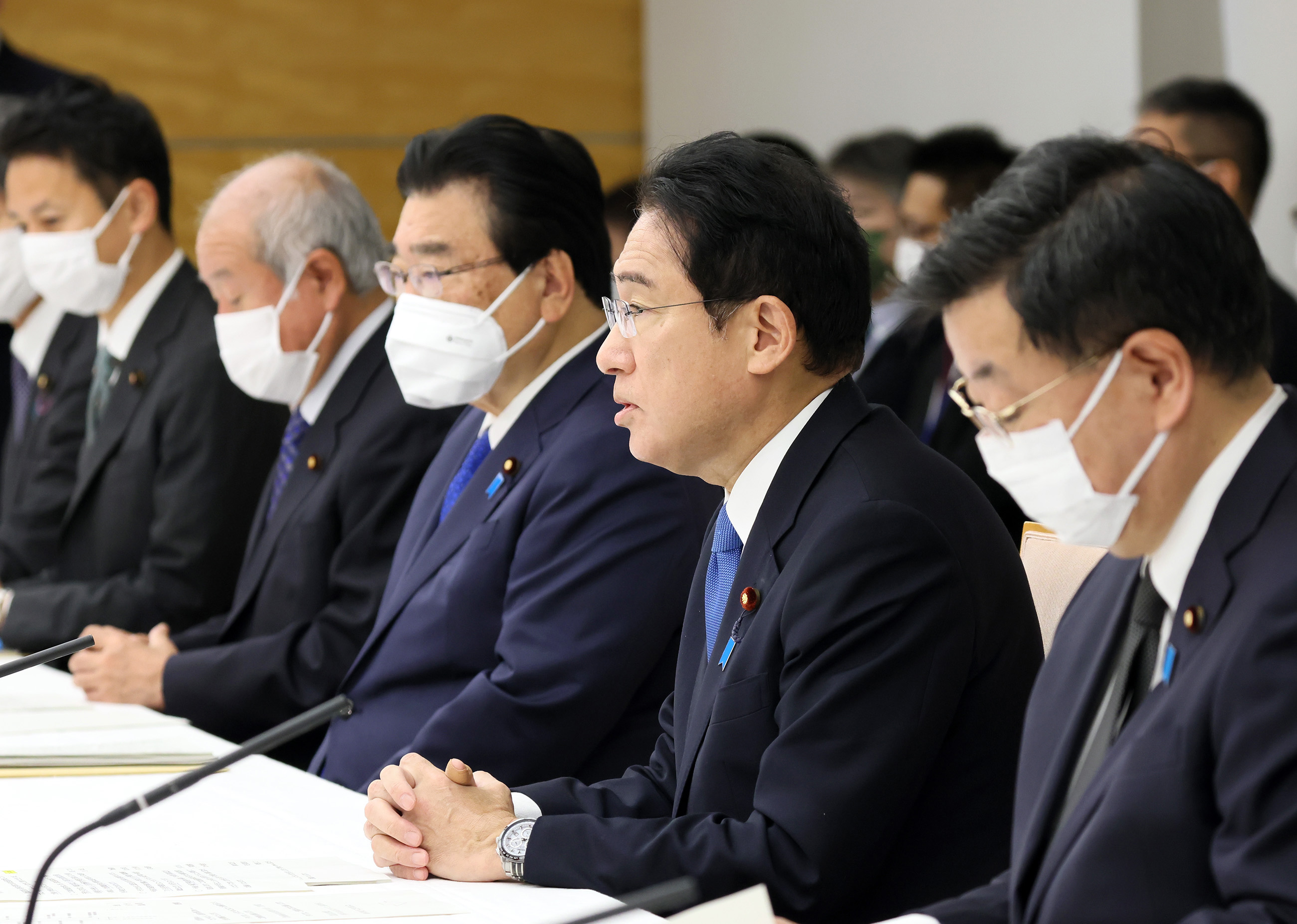 政府与党政策懇談会