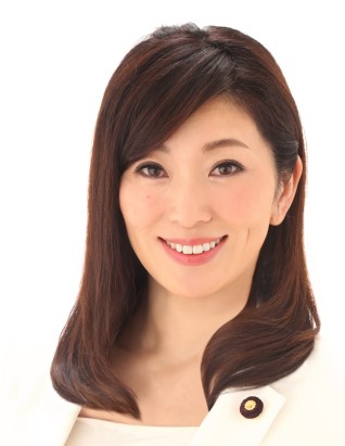 顔写真：吉川ゆうみ