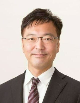 顔写真：国定勇人