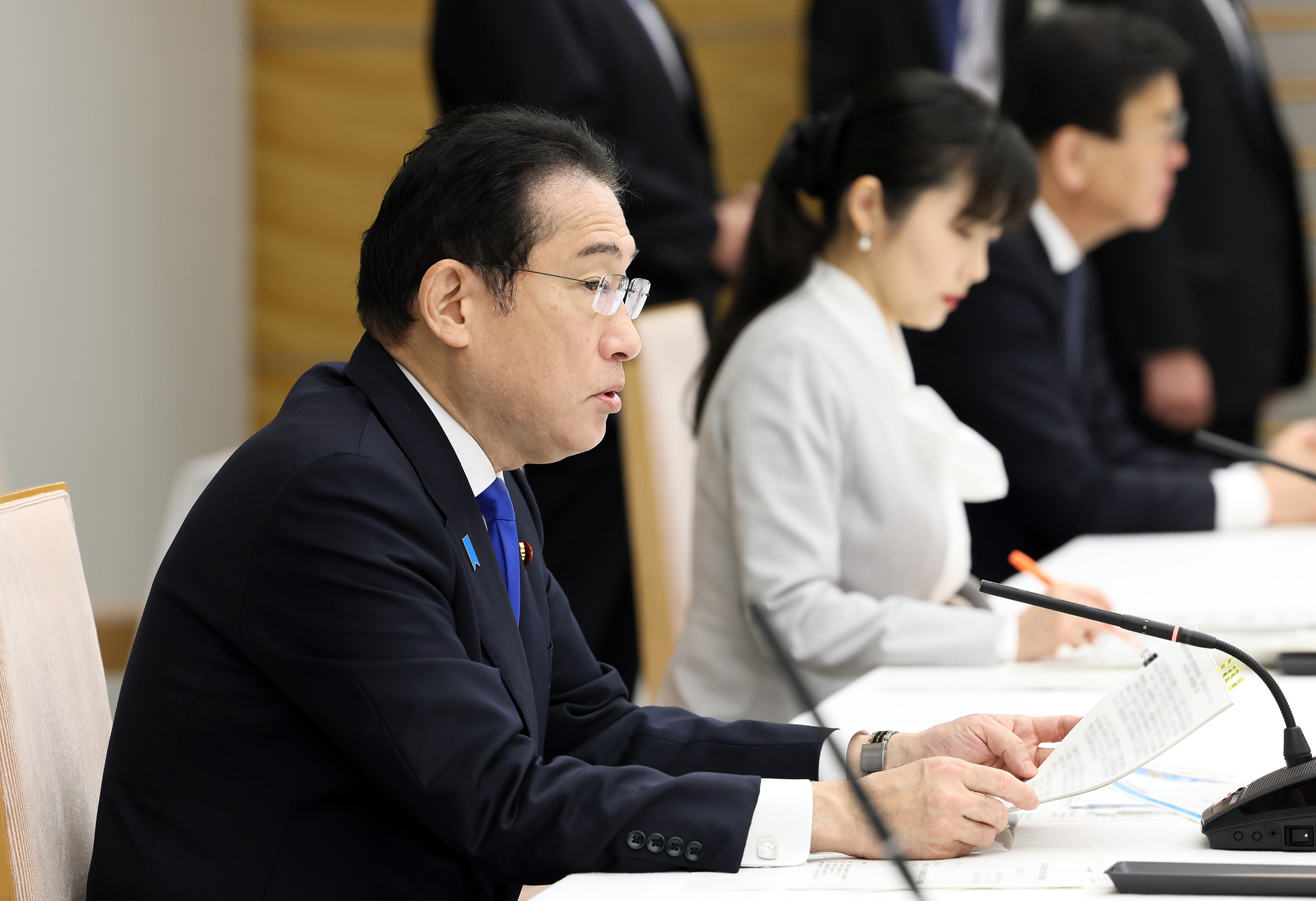 会議のまとめを行う岸田総理１
