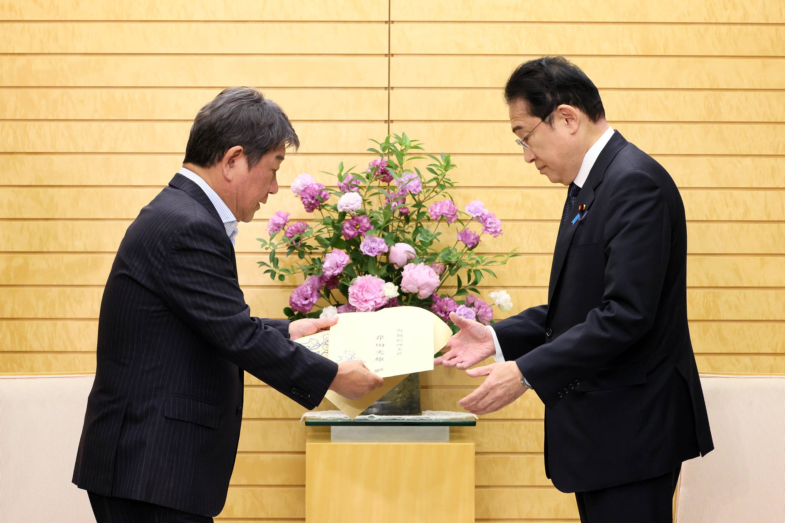 申入れを受ける岸田総理２