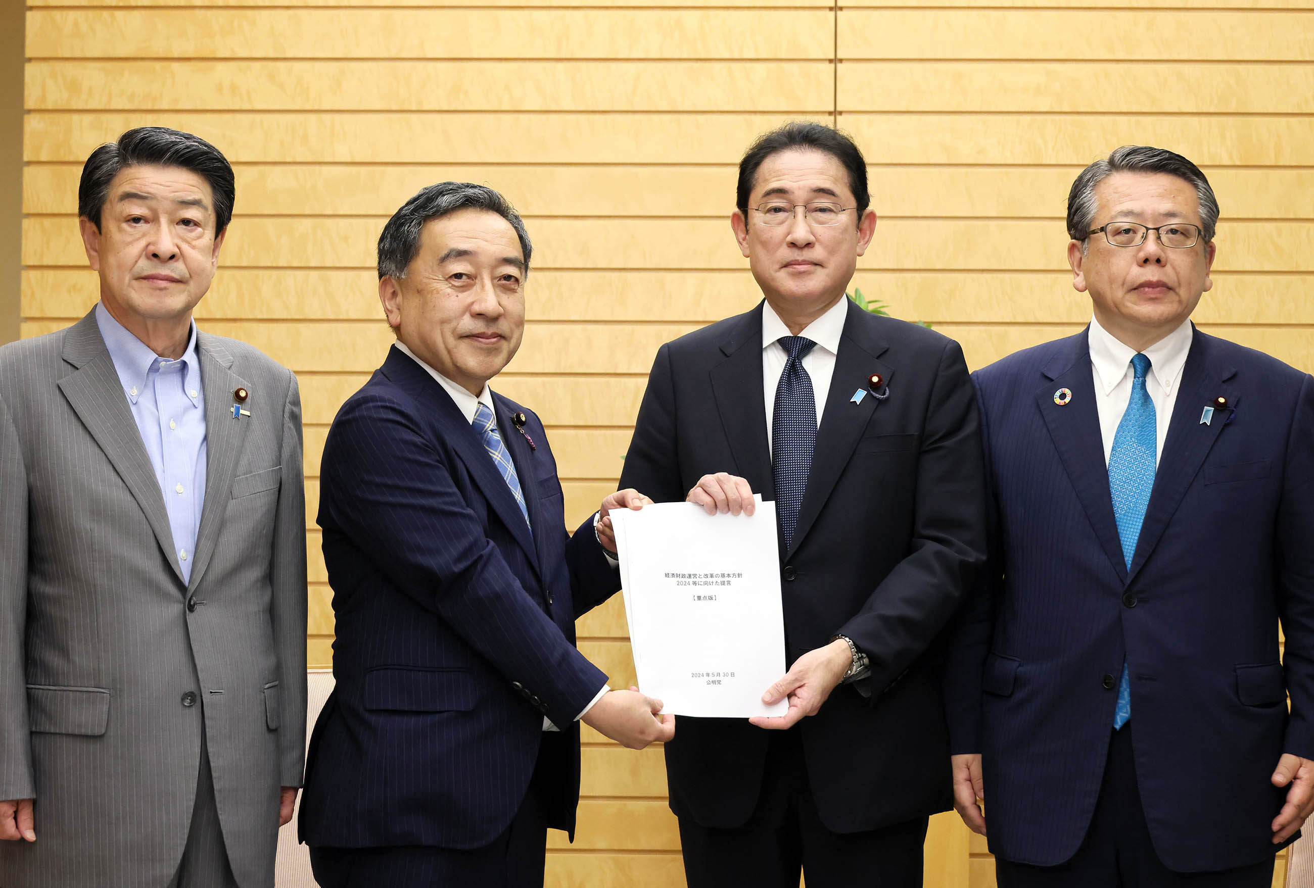 申入れを受ける岸田総理３