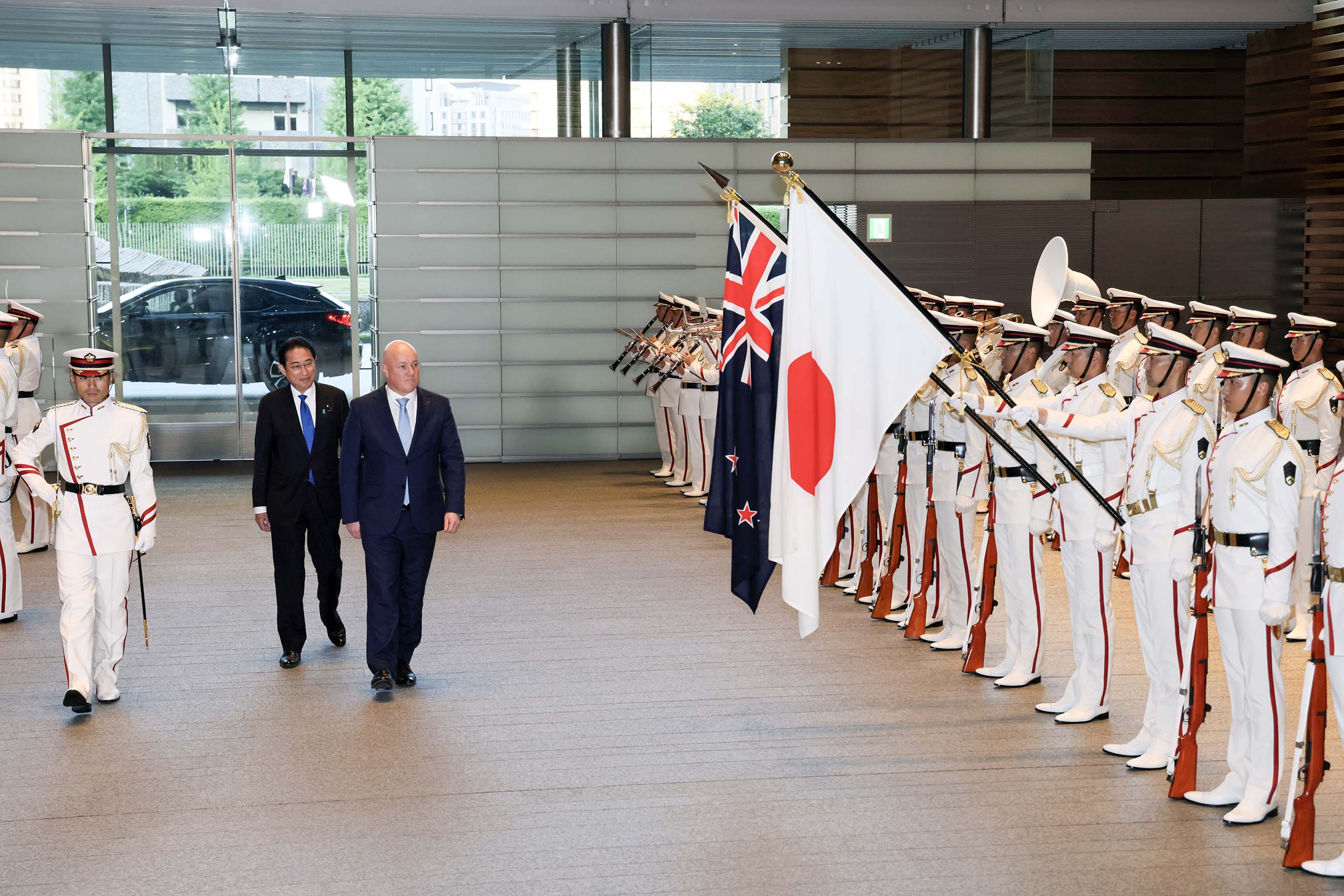 儀じょう隊による栄誉礼及び儀礼５