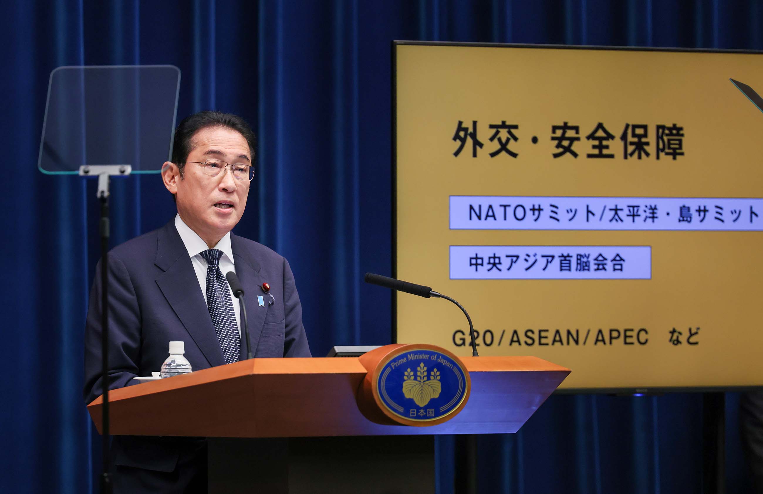 冒頭に発言する岸田総理８