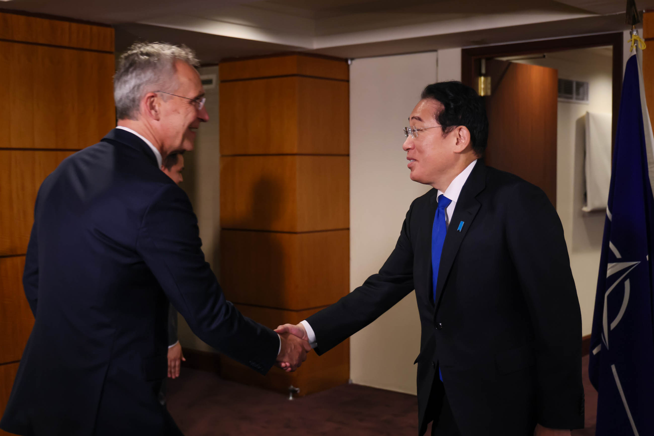 ストルテンベルグＮＡＴＯ事務総長との会談１