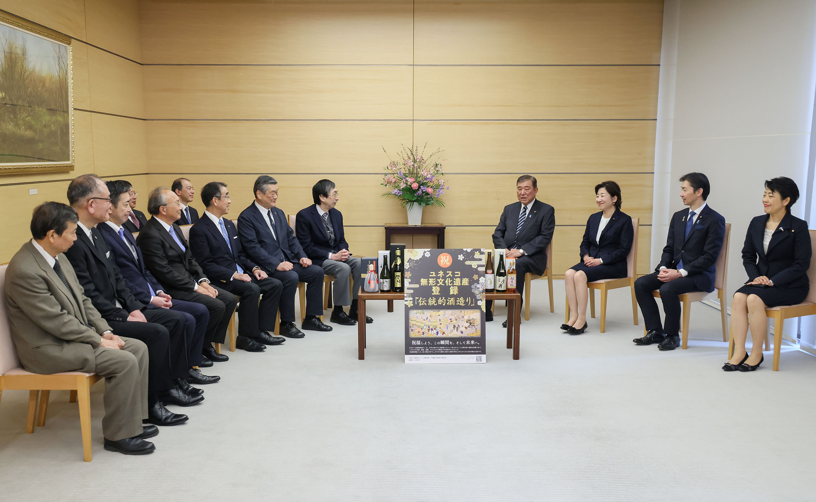 表敬を受ける石破総理２